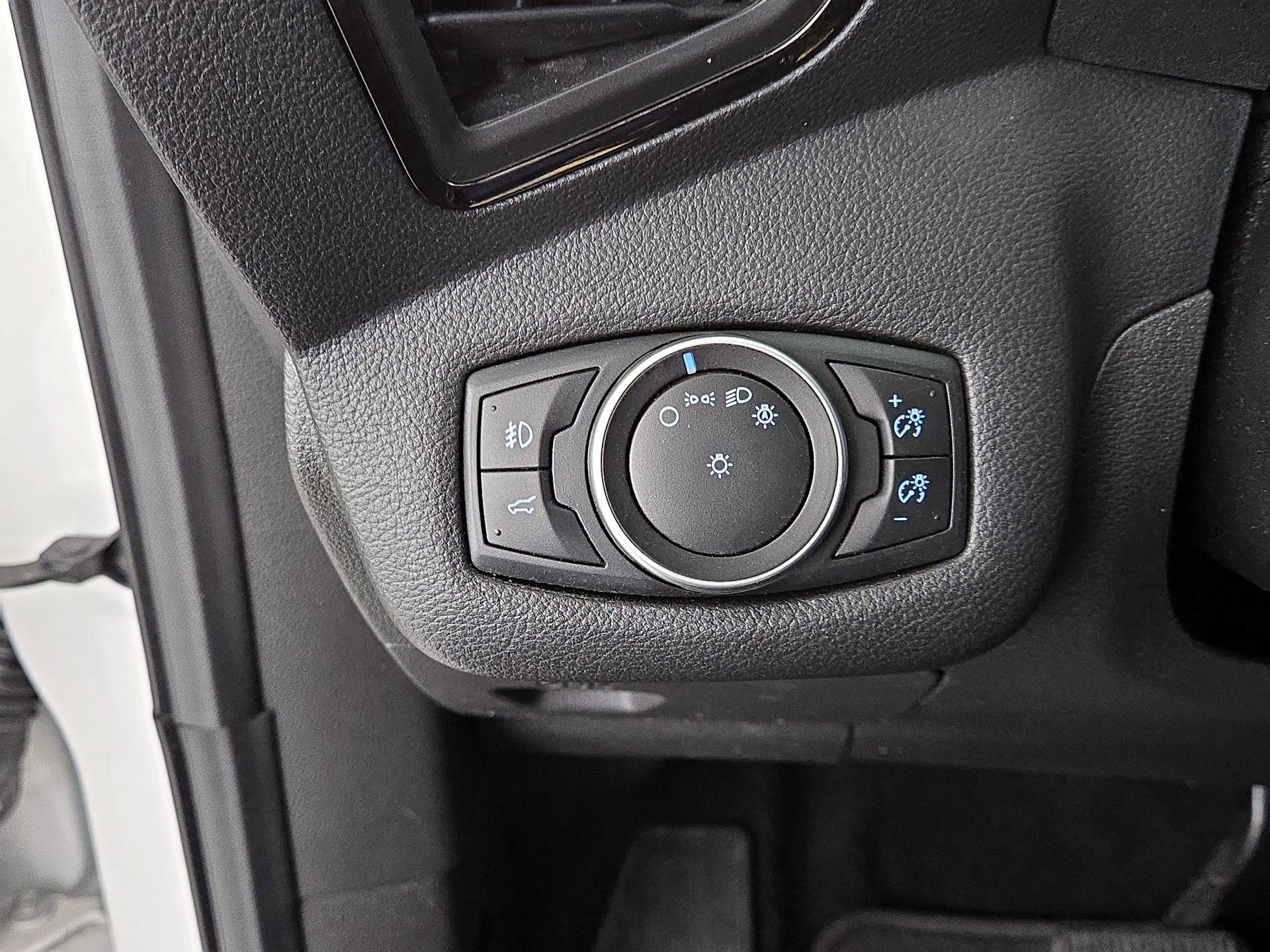 Thumbnail: 2017 Ford Escape - 13