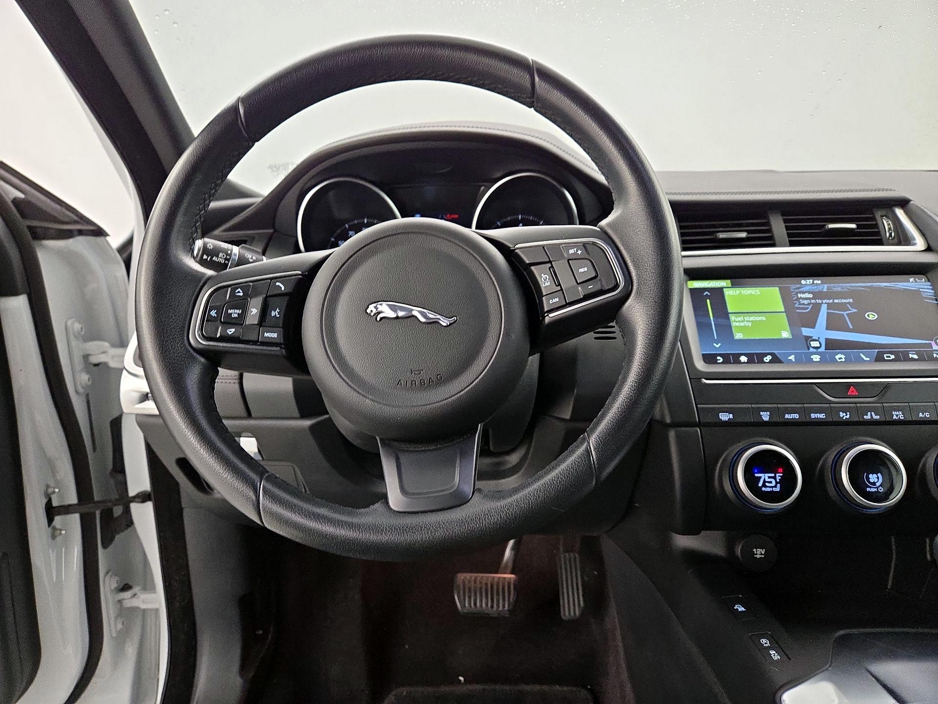 Thumbnail: 2020 Jaguar E-Pace - 10