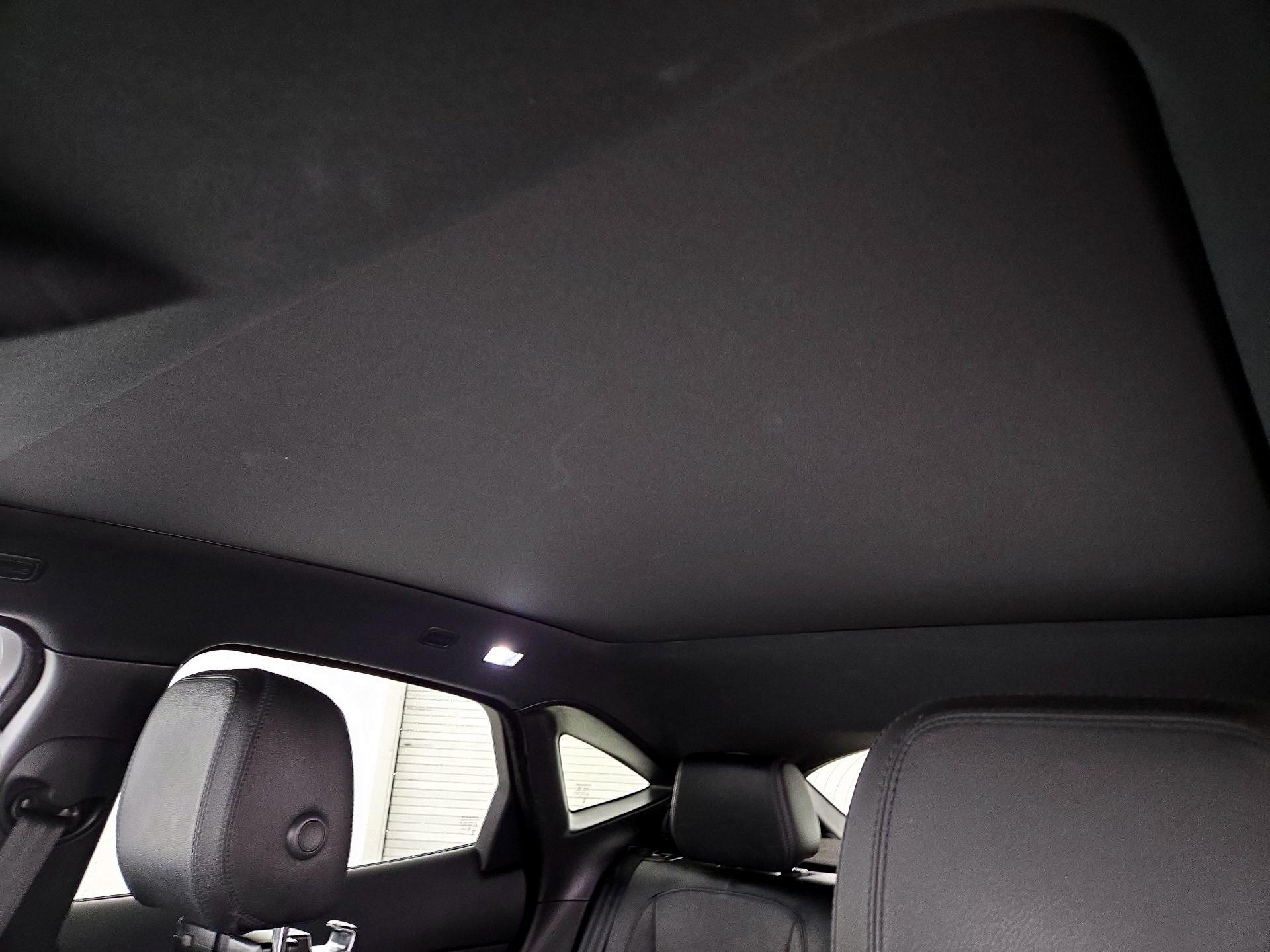 Thumbnail: 2020 Jaguar E-Pace - 19