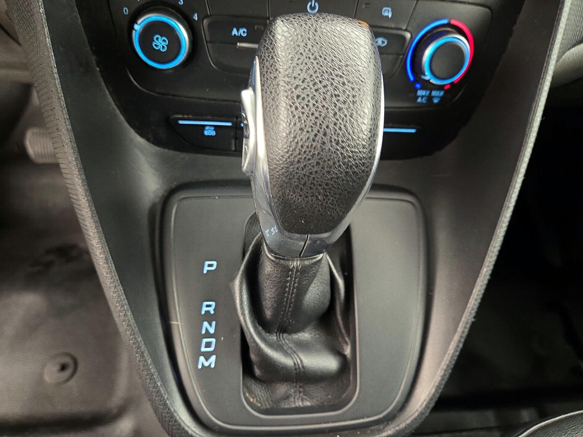 Thumbnail: 2020 Ford Transit Series - 17