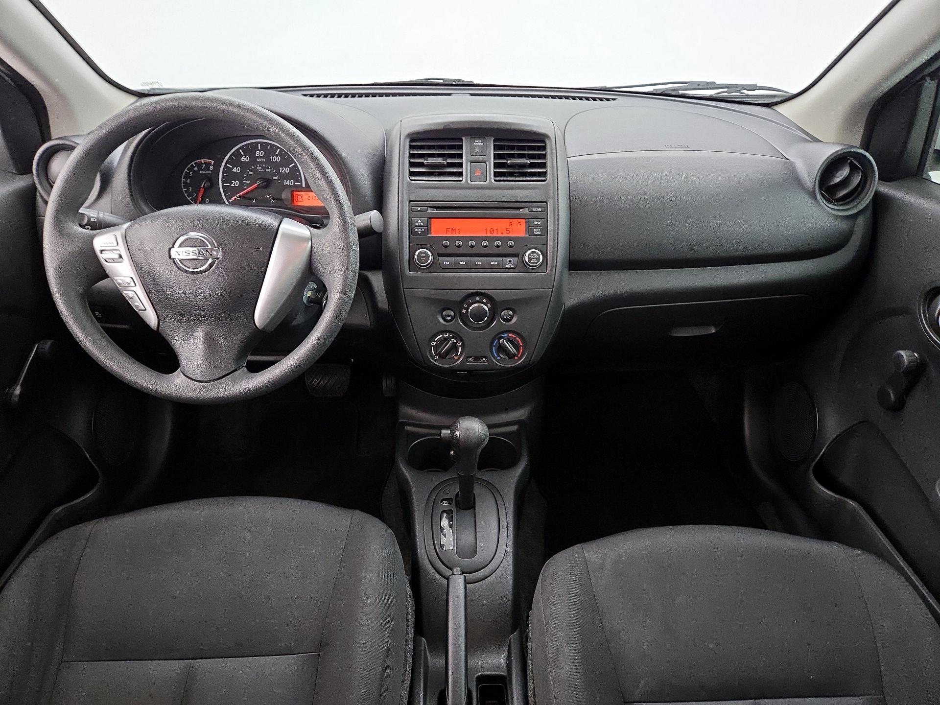 Thumbnail: 2016 Nissan Versa - 9