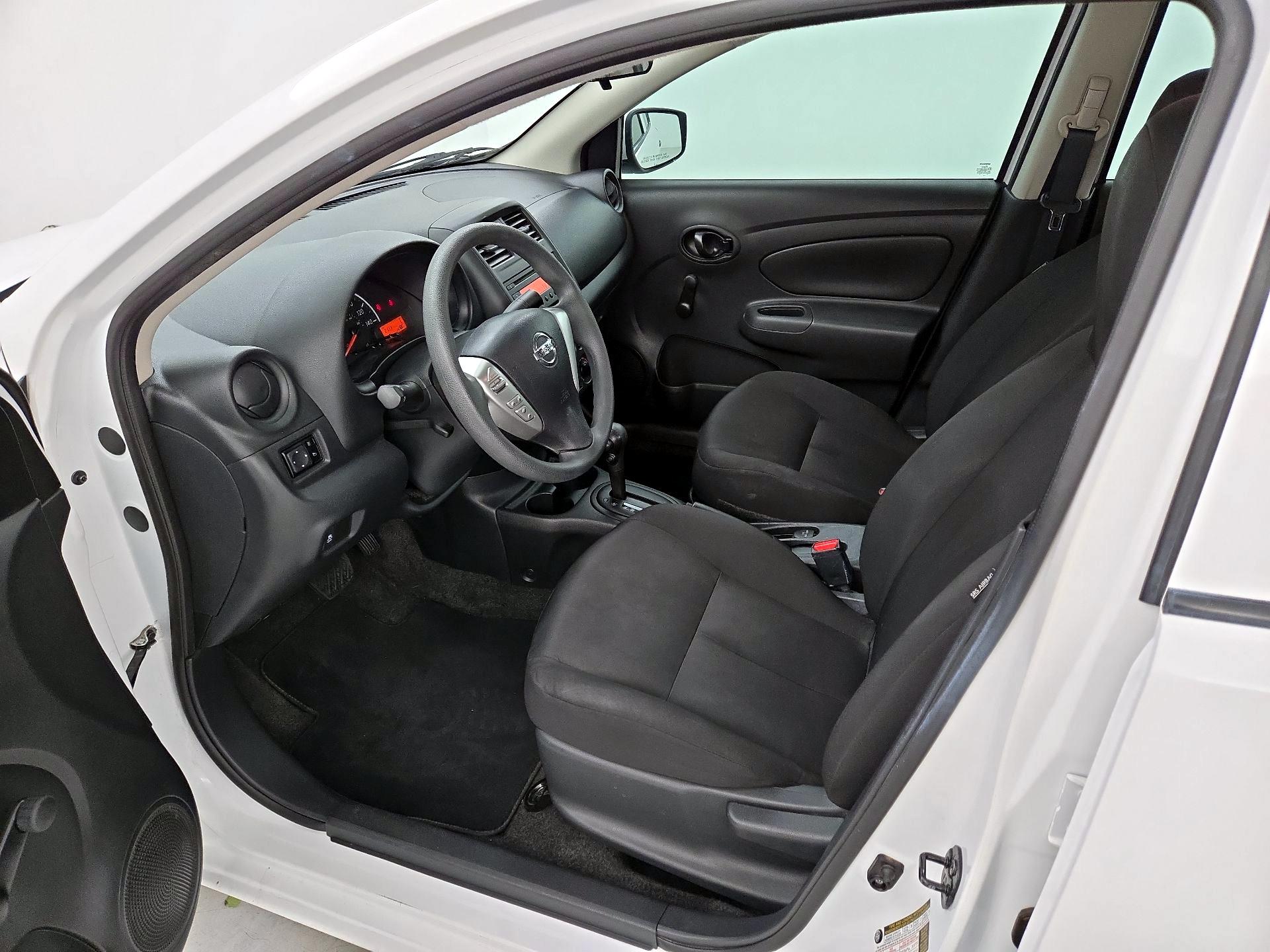 Thumbnail: 2016 Nissan Versa - 11