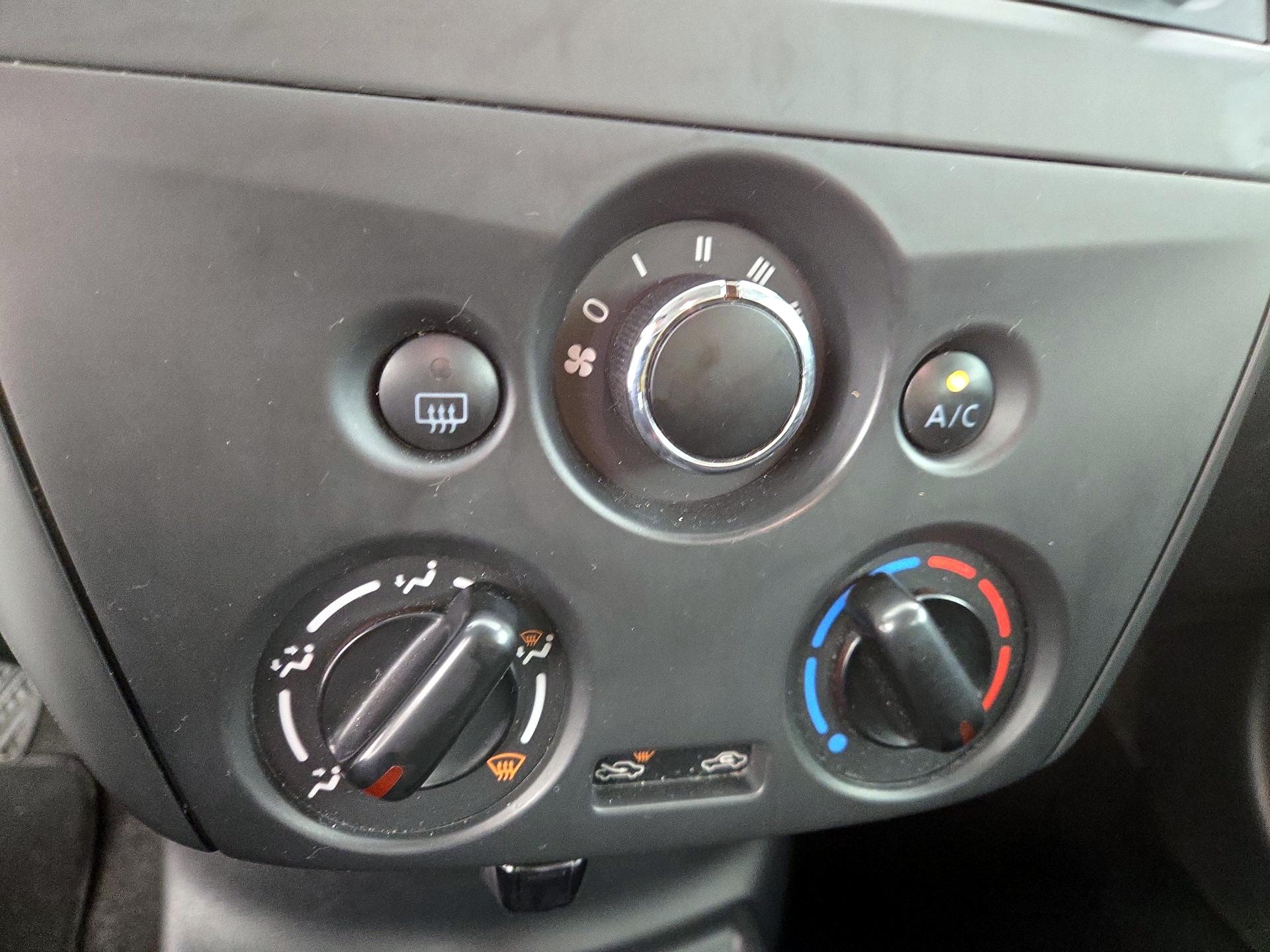 Thumbnail: 2016 Nissan Versa - 15