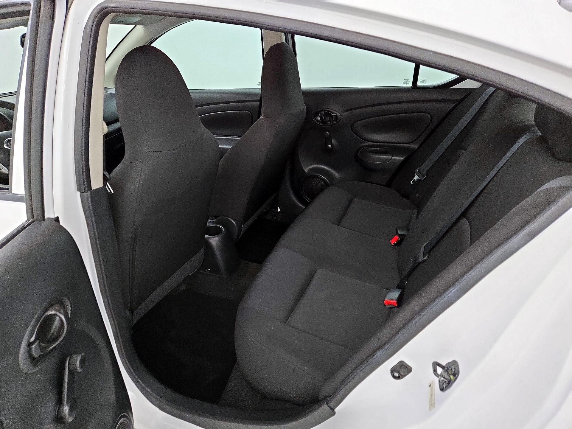 Thumbnail: 2016 Nissan Versa - 17