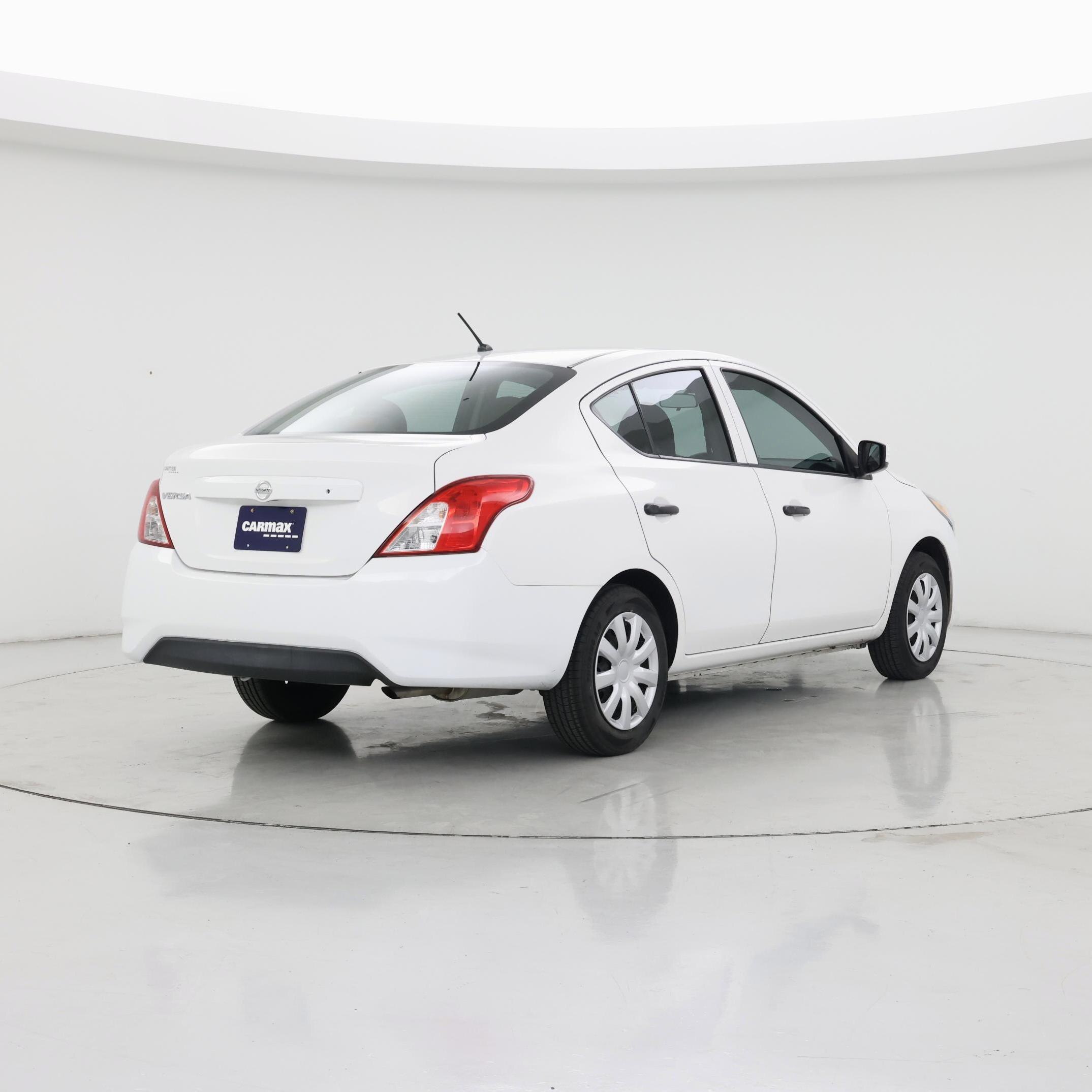Thumbnail: 2016 Nissan Versa - 8