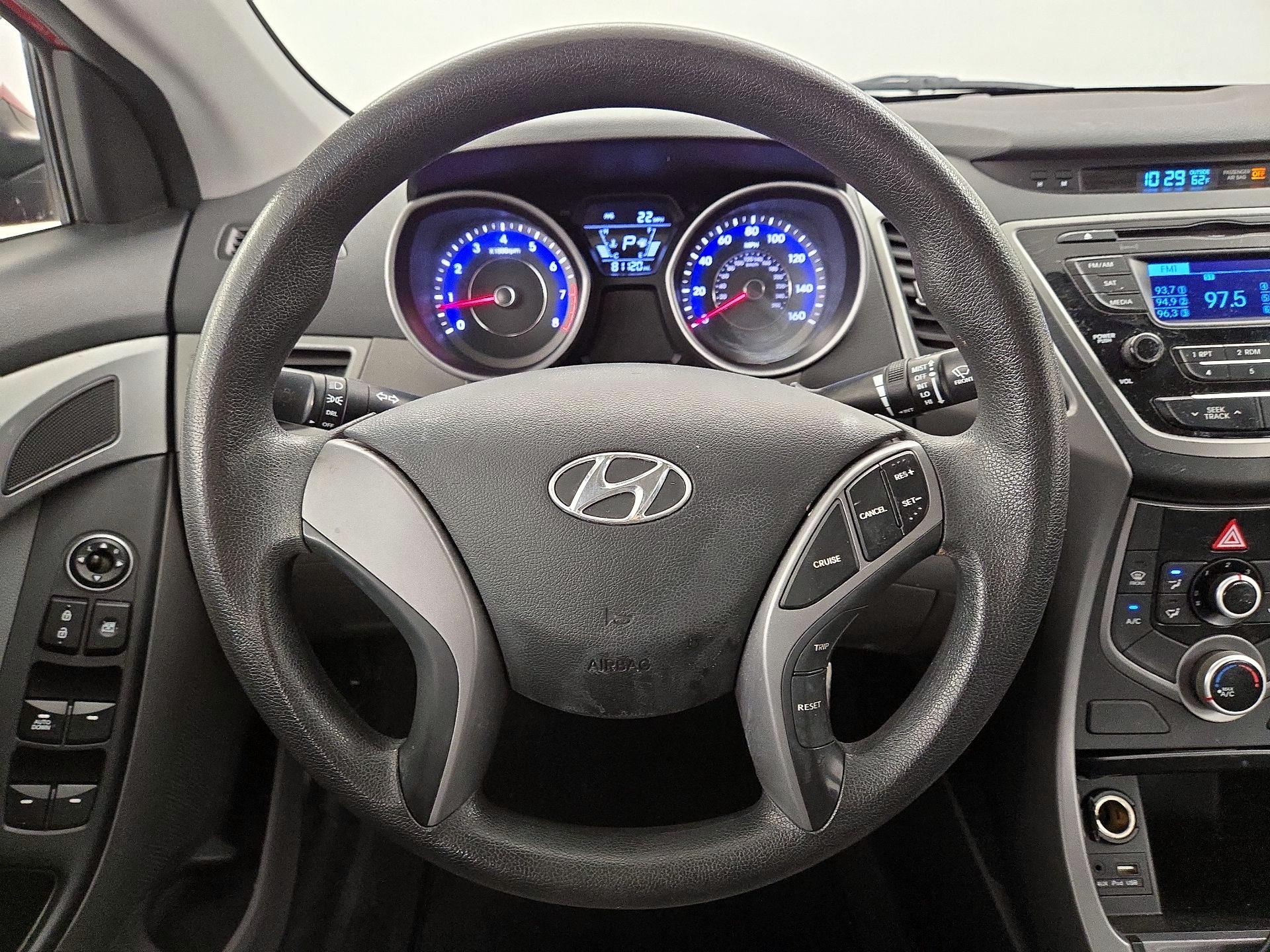 Thumbnail: 2016 Hyundai Elantra - 10