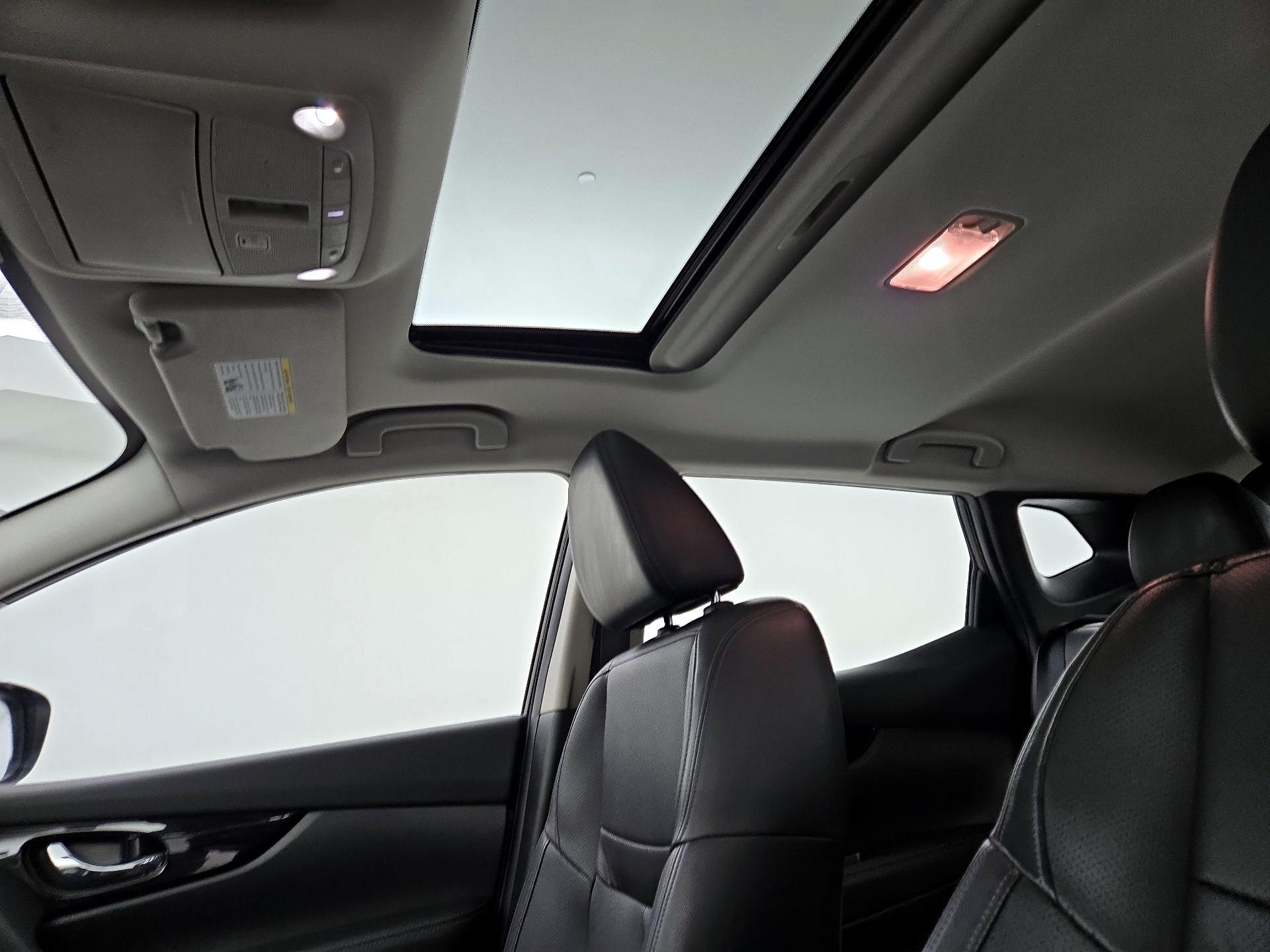 Thumbnail: 2022 Nissan Rogue Sport - 20