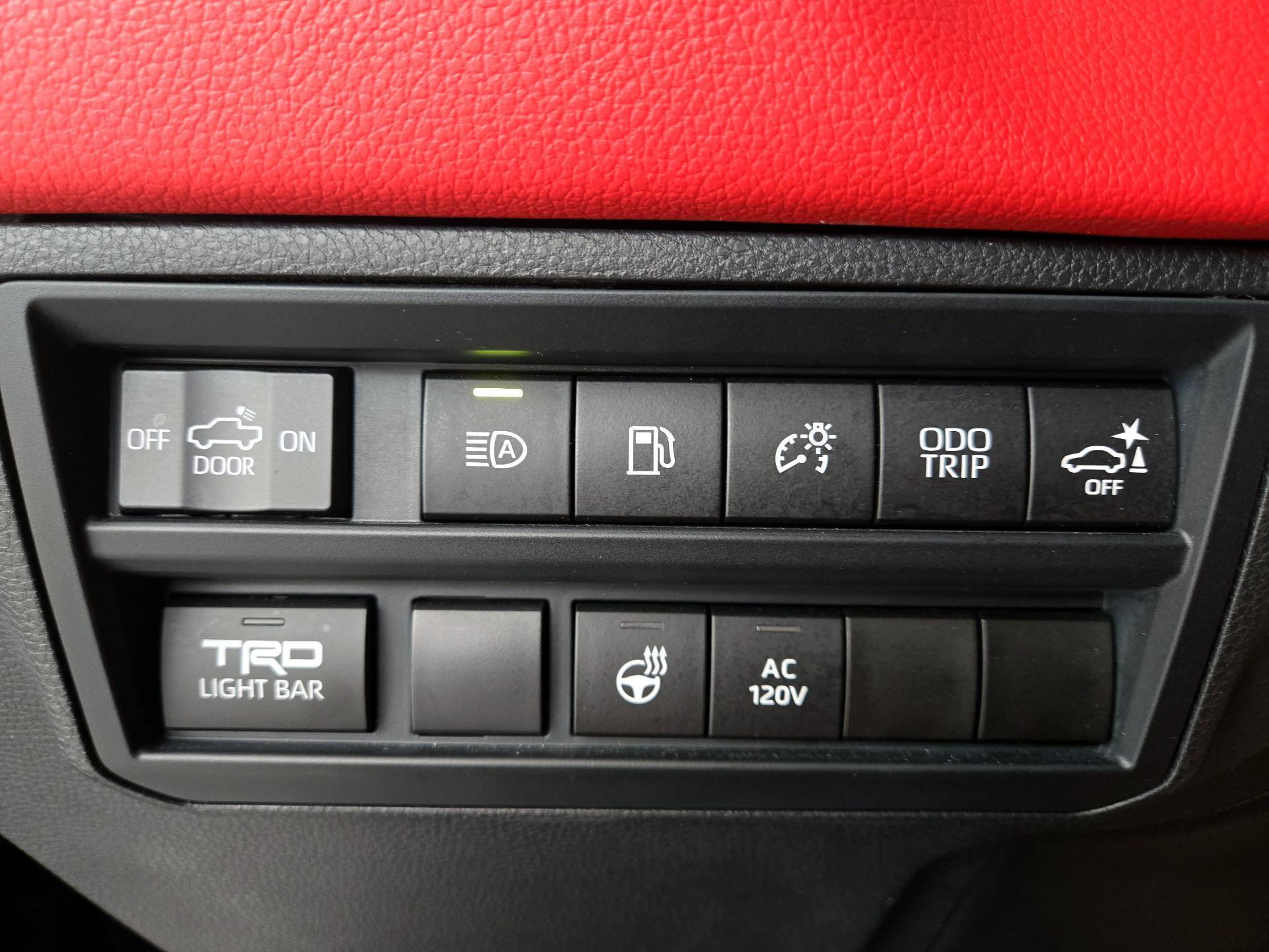 Thumbnail: 2022 Toyota Tundra - 13