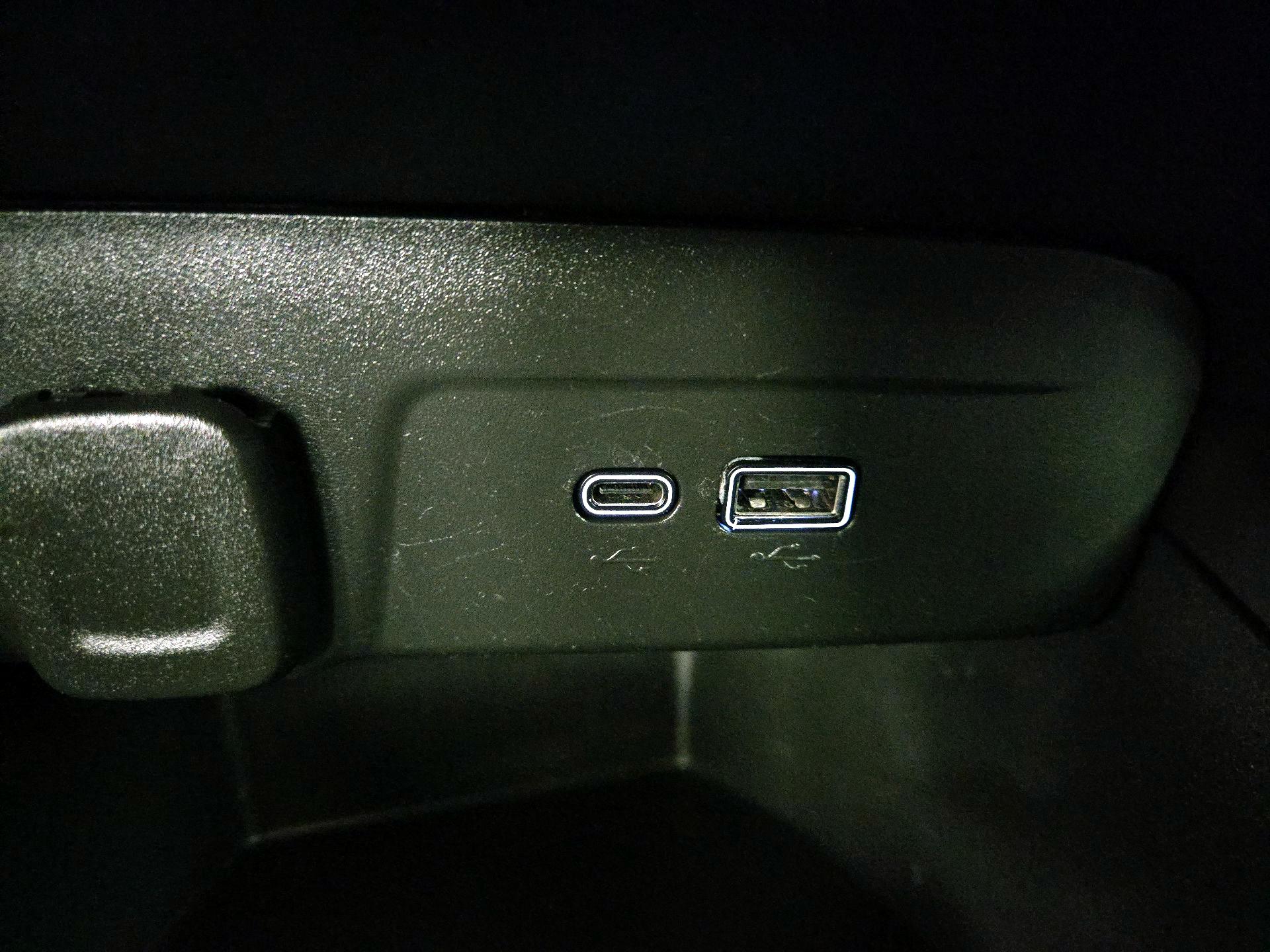 Thumbnail: 2024 Chevrolet Trax - 18