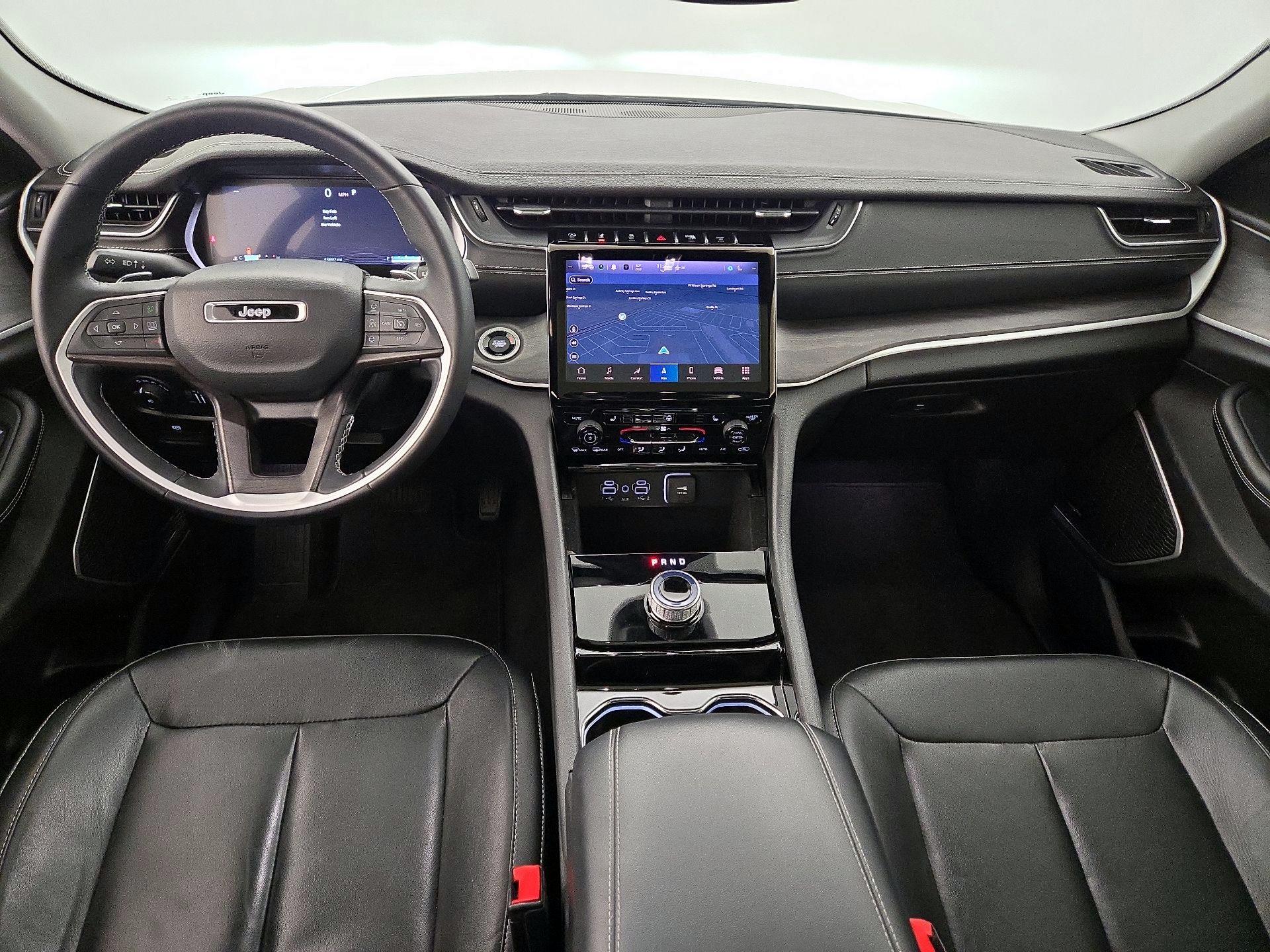 Thumbnail: 2022 Jeep Grand Cherokee - 9