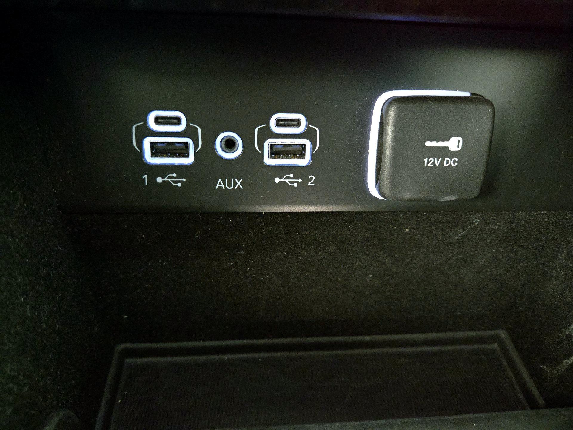 Thumbnail: 2022 Jeep Grand Cherokee - 18