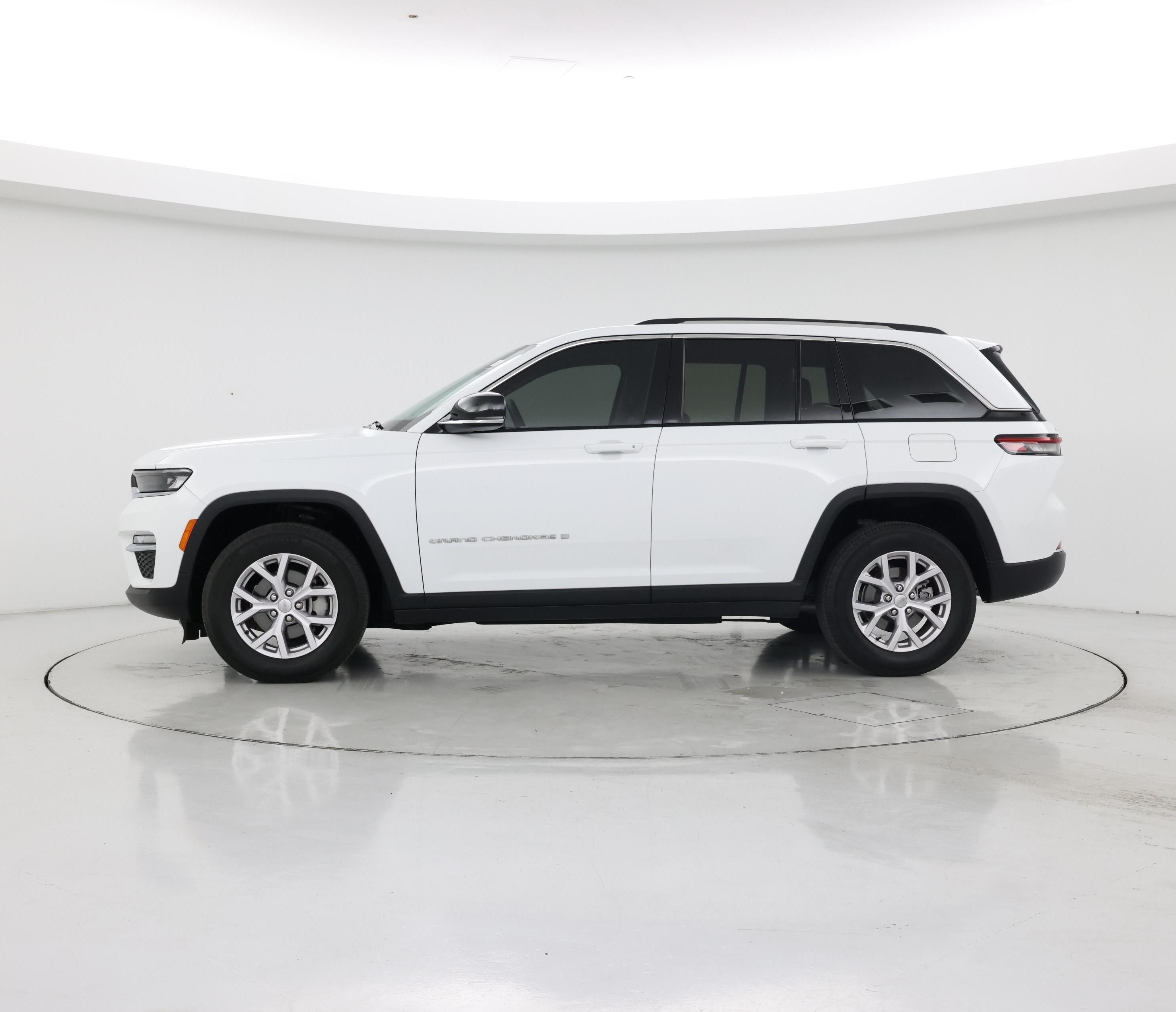 Thumbnail: 2022 Jeep Grand Cherokee - 3