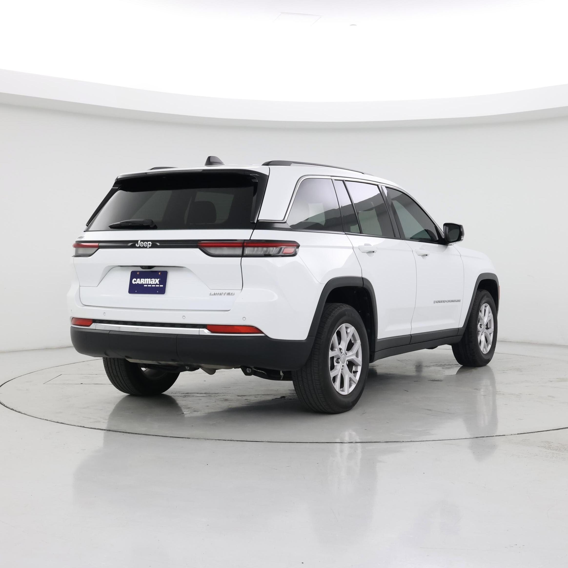 Thumbnail: 2022 Jeep Grand Cherokee - 8