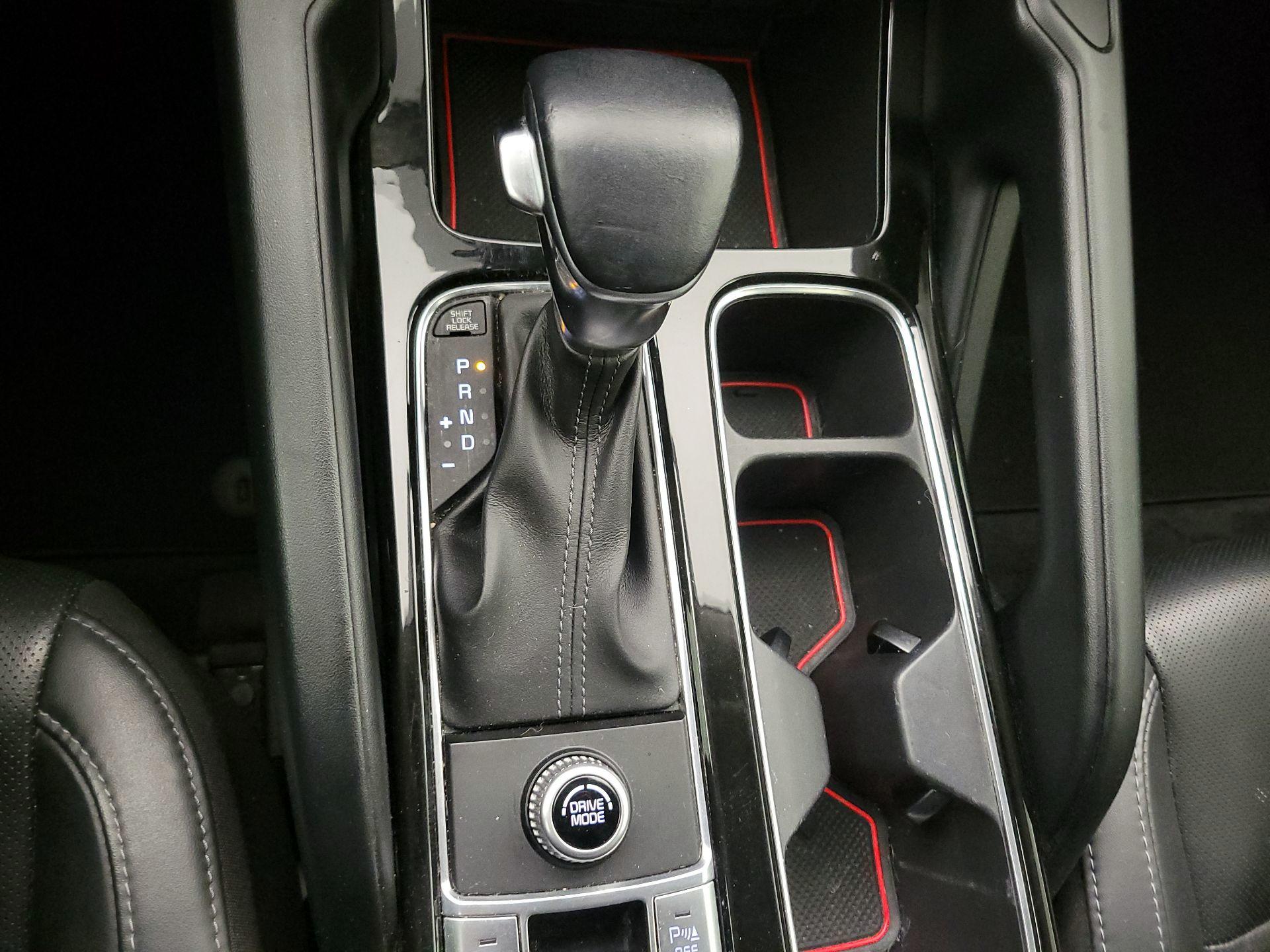 Thumbnail: 2020 Kia Telluride - 17