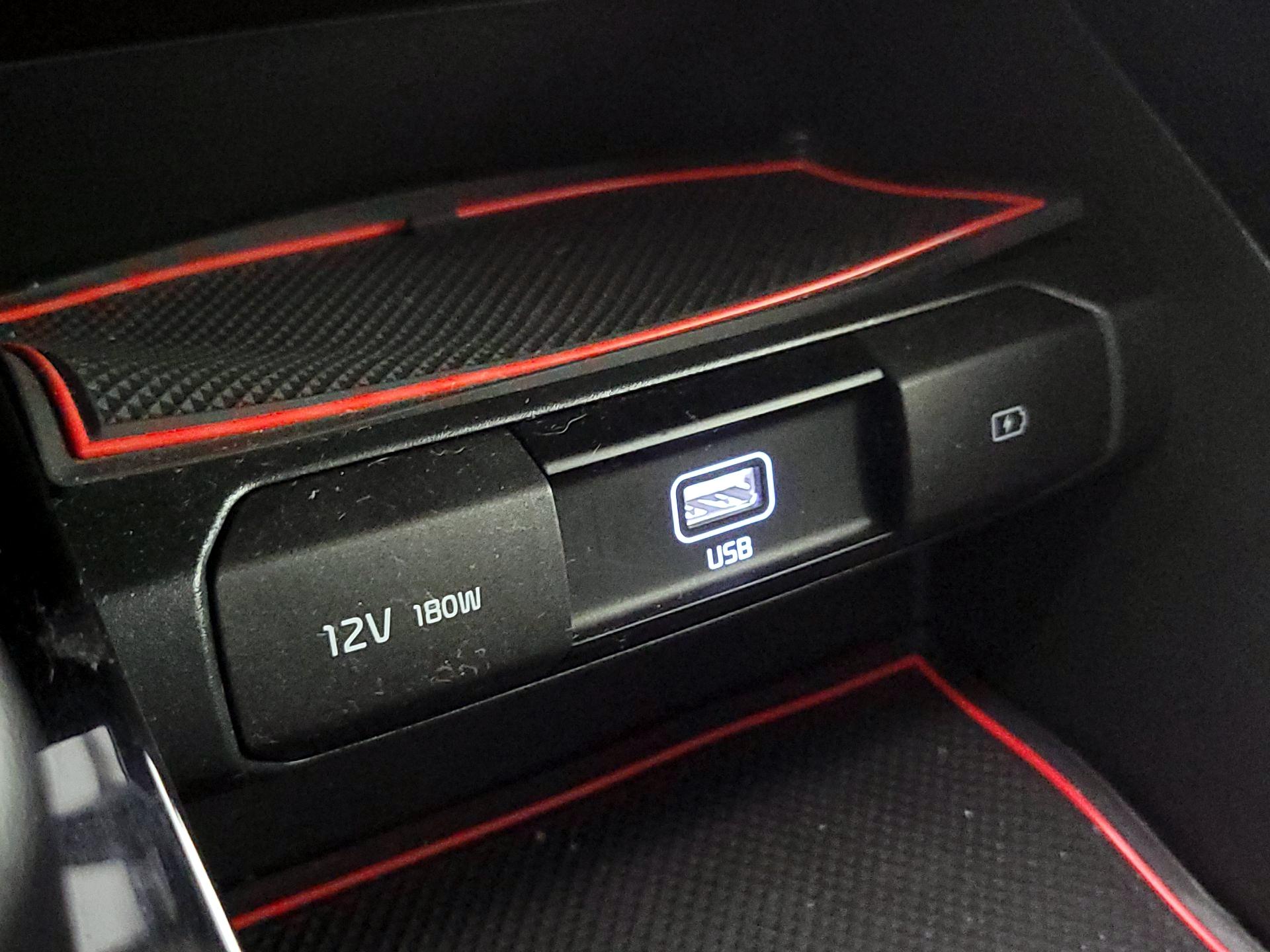 Thumbnail: 2020 Kia Telluride - 18