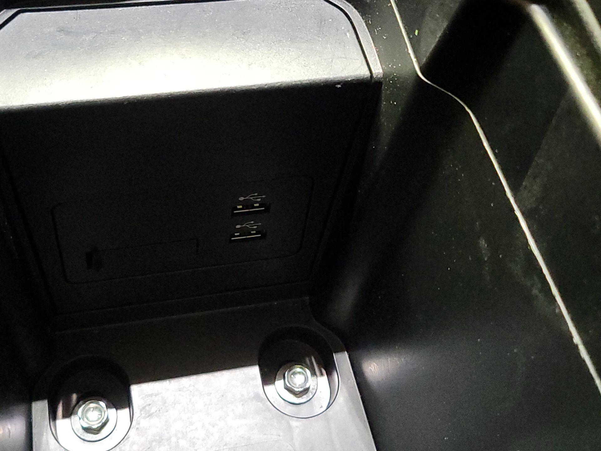 Thumbnail: 2023 Mazda CX-50 - 18