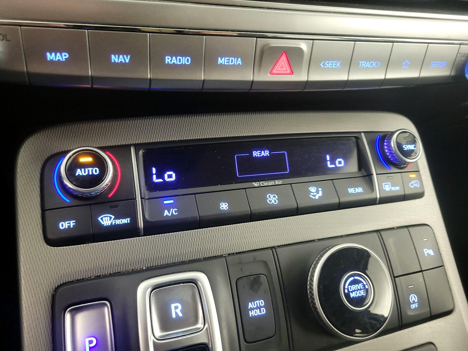 Thumbnail: 2022 Hyundai Palisade - 16