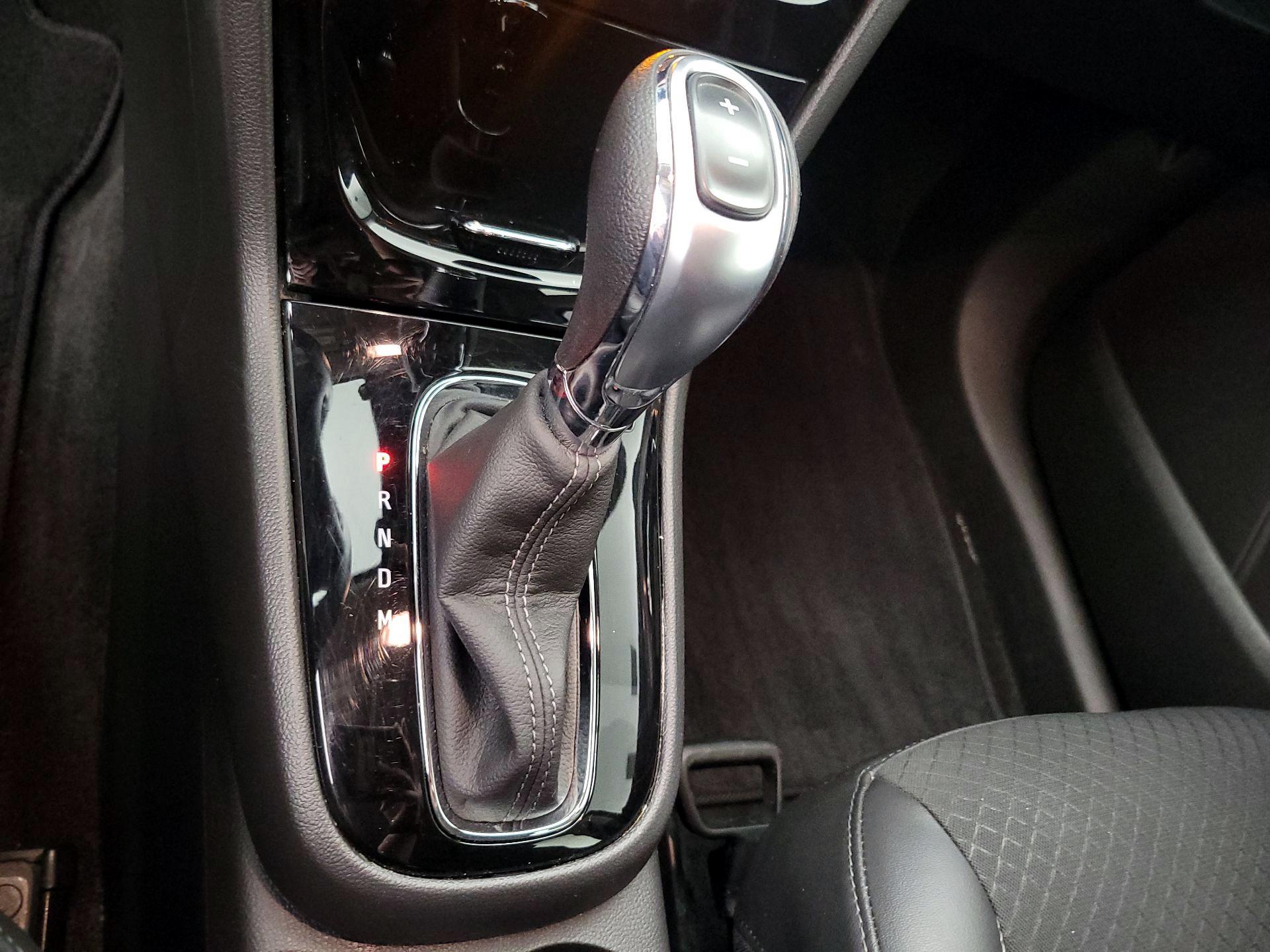 Thumbnail: 2022 Buick Encore - 17