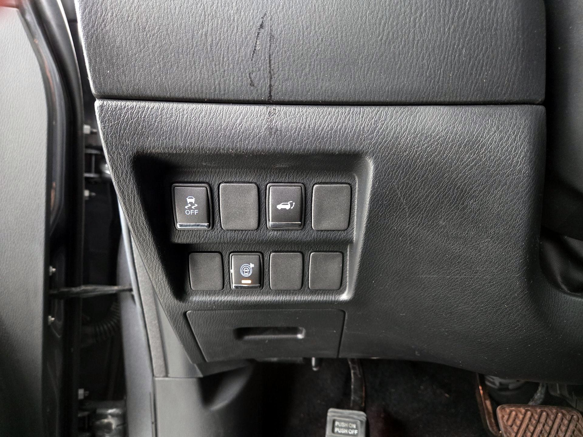 Thumbnail: 2019 INFINITI QX60 - 13