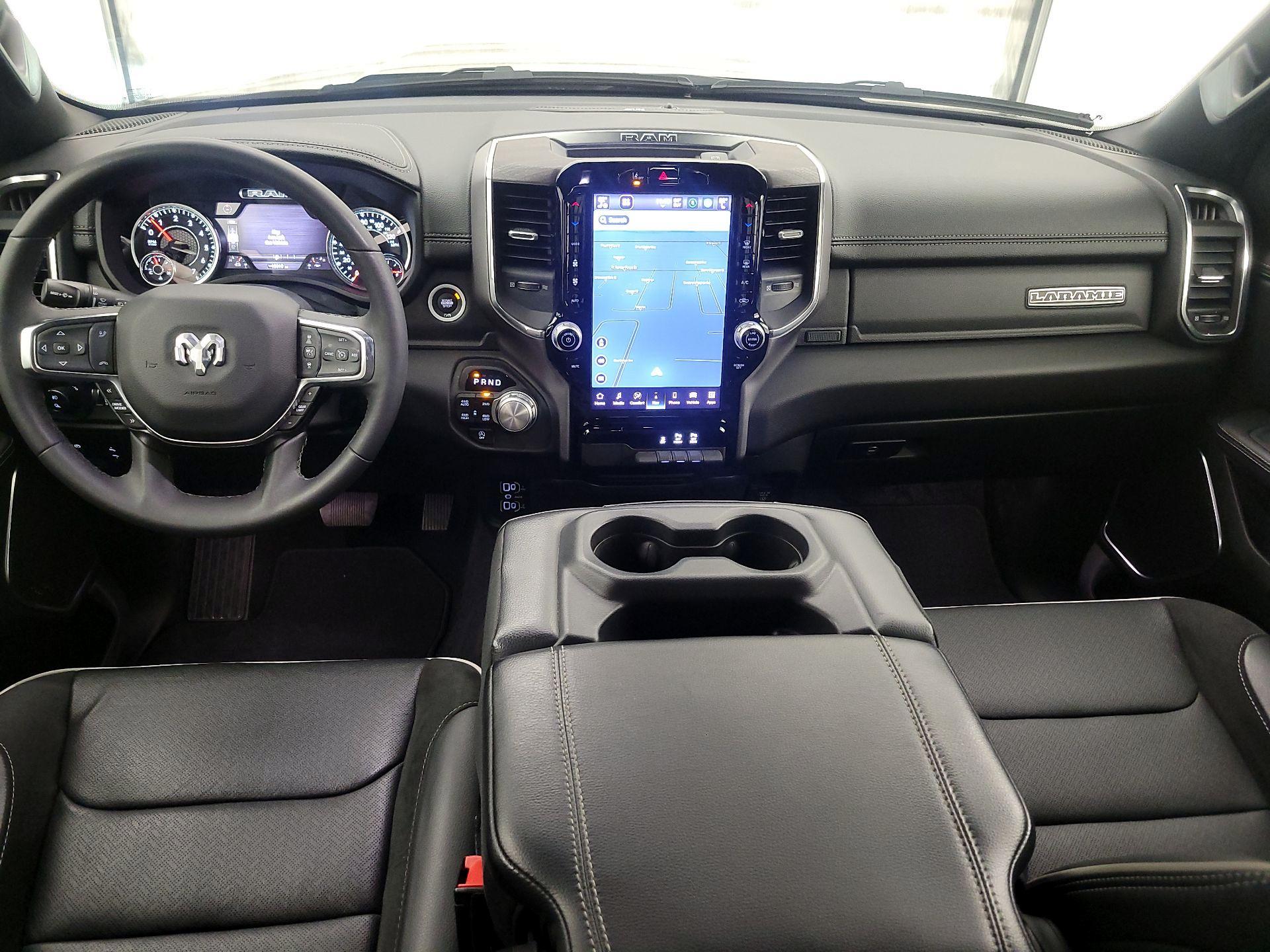 Thumbnail: 2025 RAM 1500 - 9