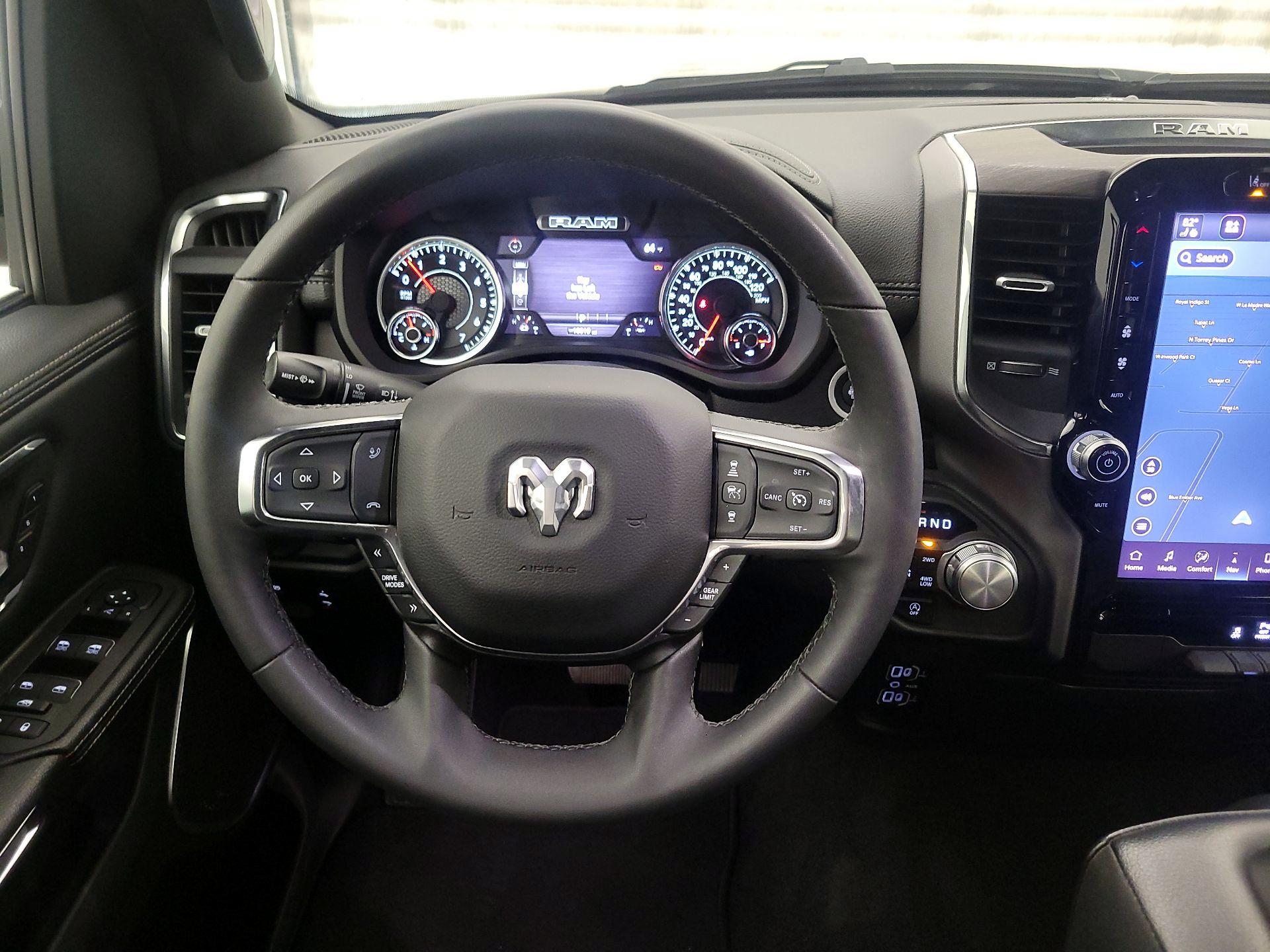 Thumbnail: 2025 RAM 1500 - 10