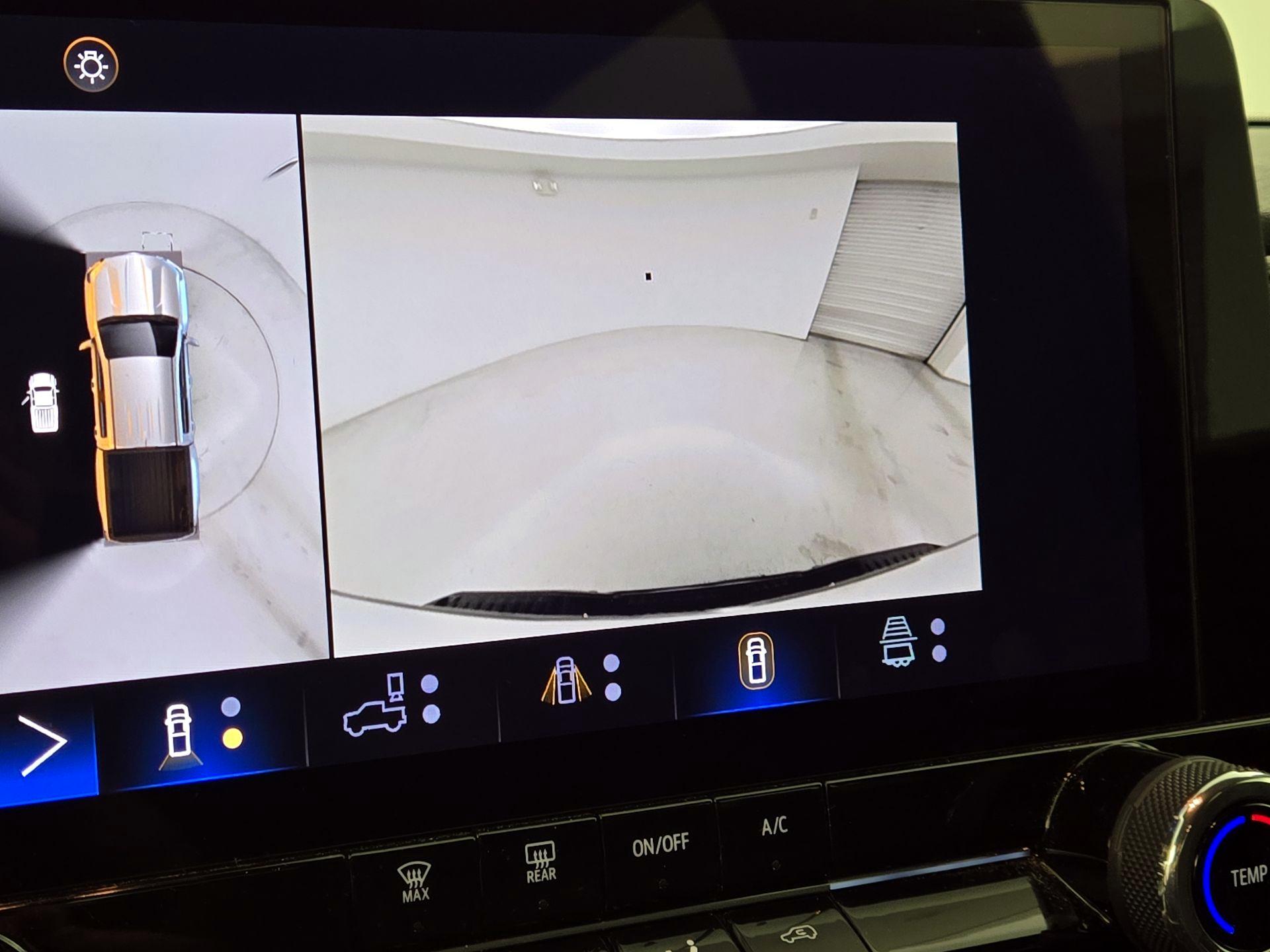 Thumbnail: 2024 Chevrolet Colorado - 15