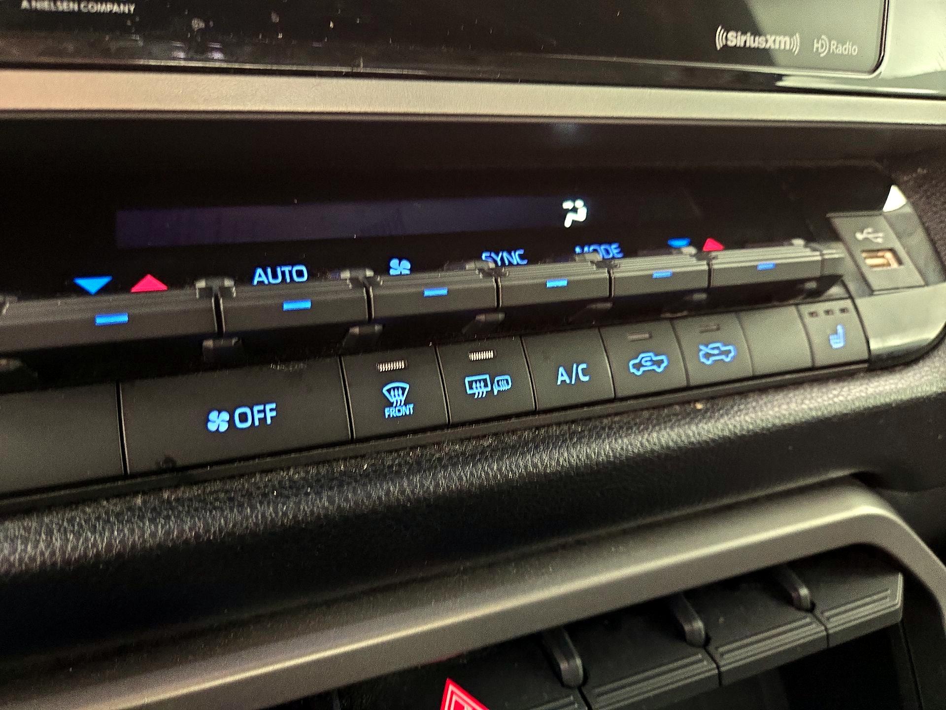 Thumbnail: 2022 Toyota Tundra - 17