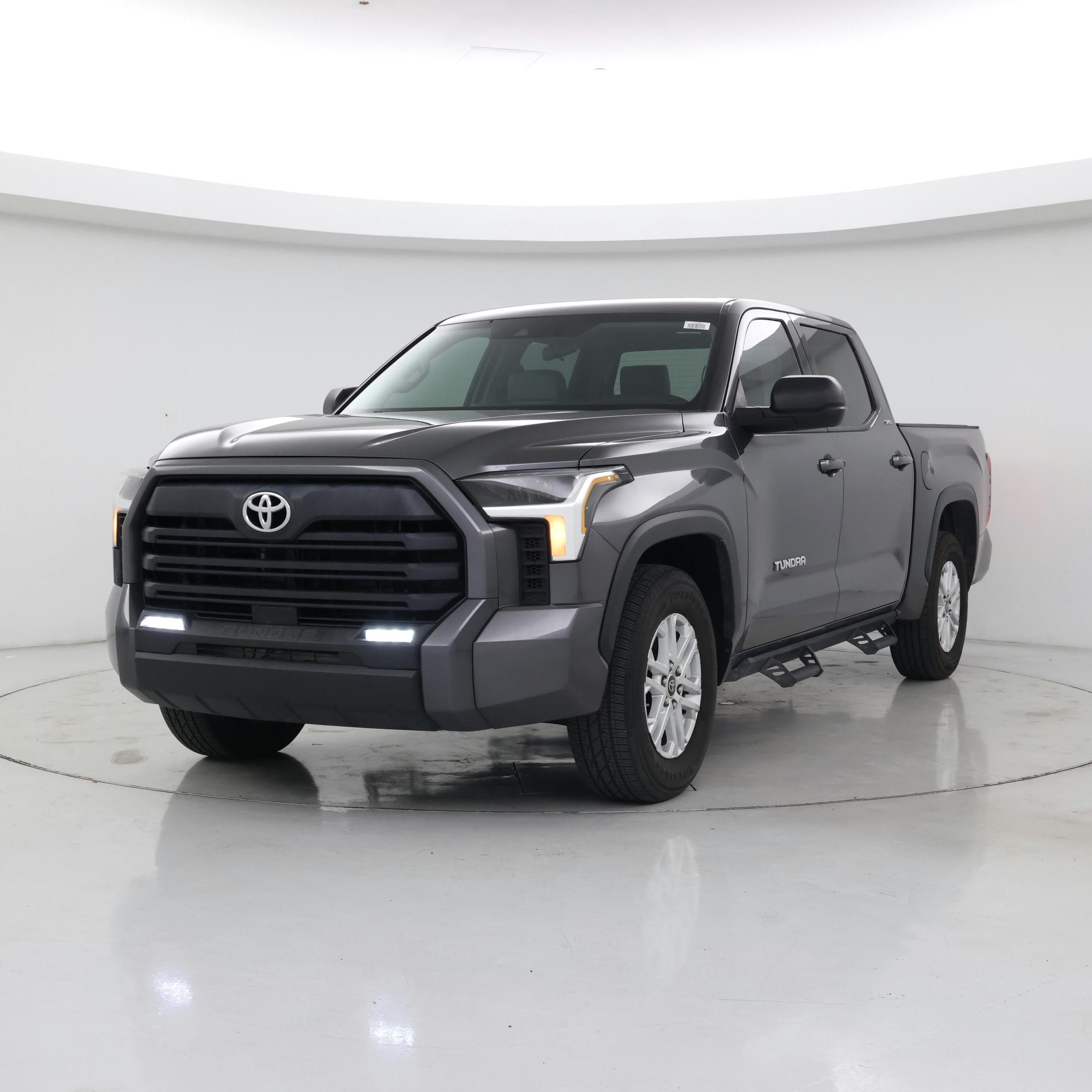 Thumbnail: 2022 Toyota Tundra - 4