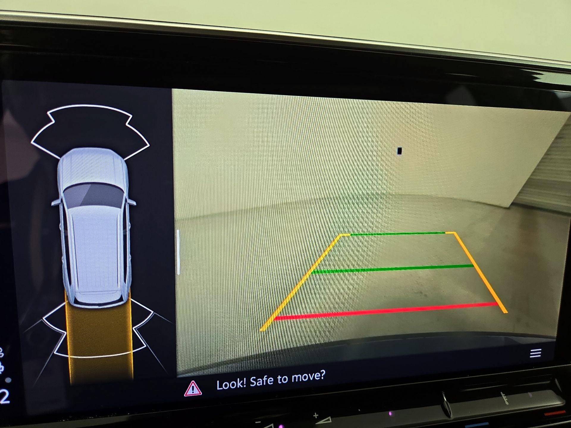 Thumbnail: 2024 Volkswagen Atlas - 14
