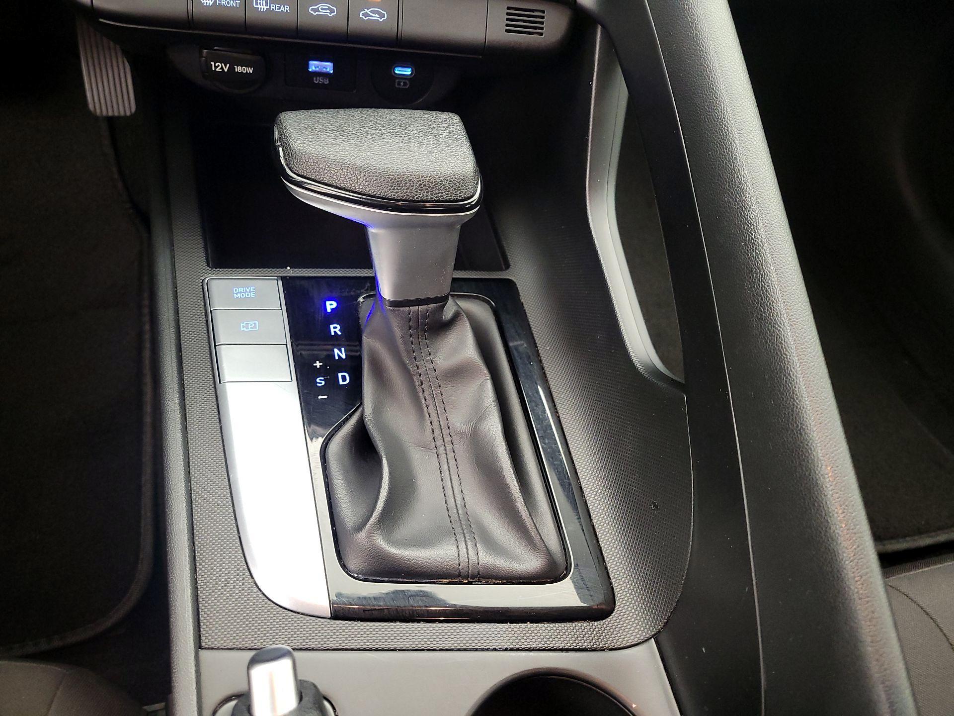 Thumbnail: 2024 Hyundai Elantra - 18