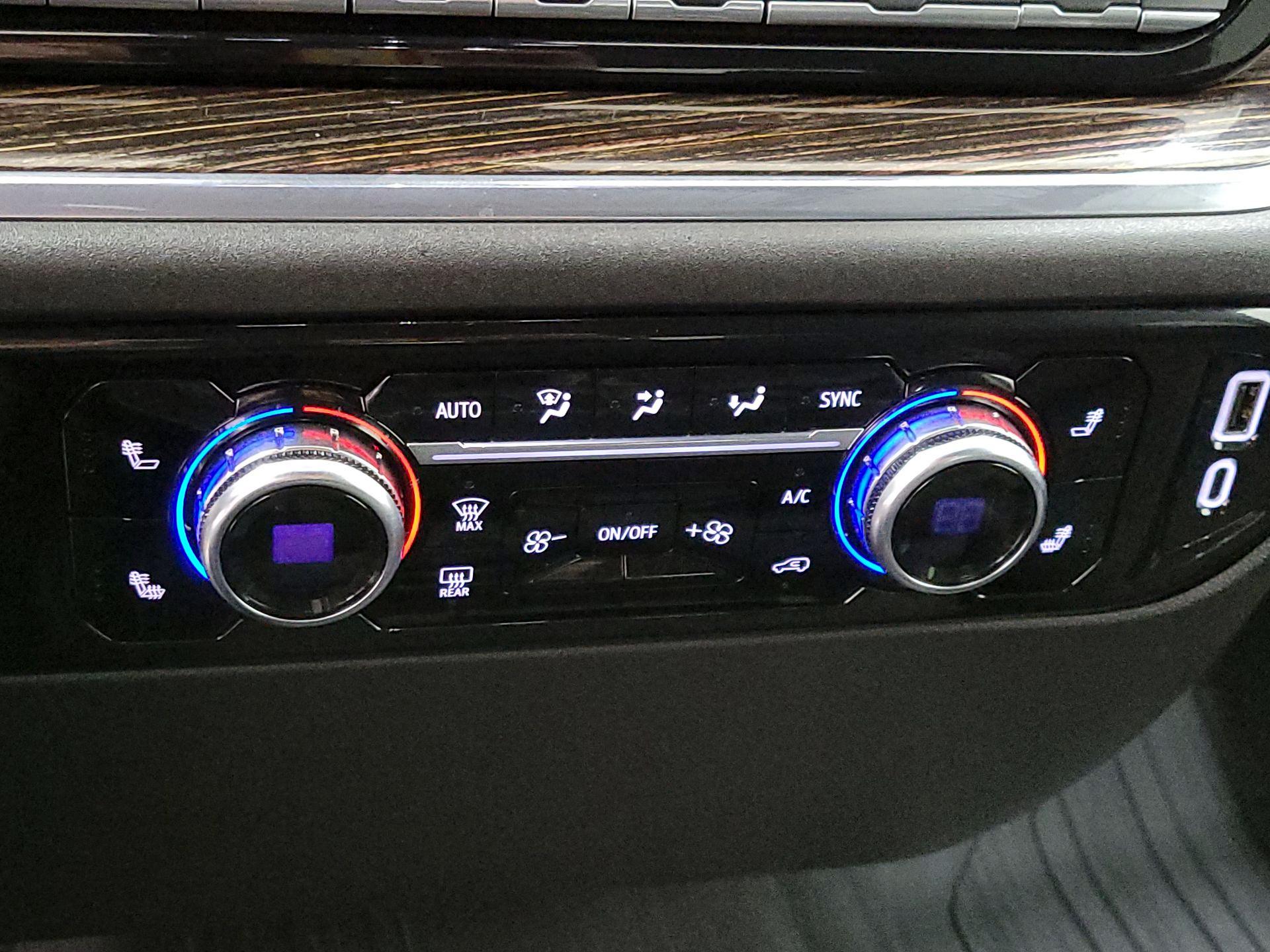 Thumbnail: 2024 GMC Sierra 1500 - 17