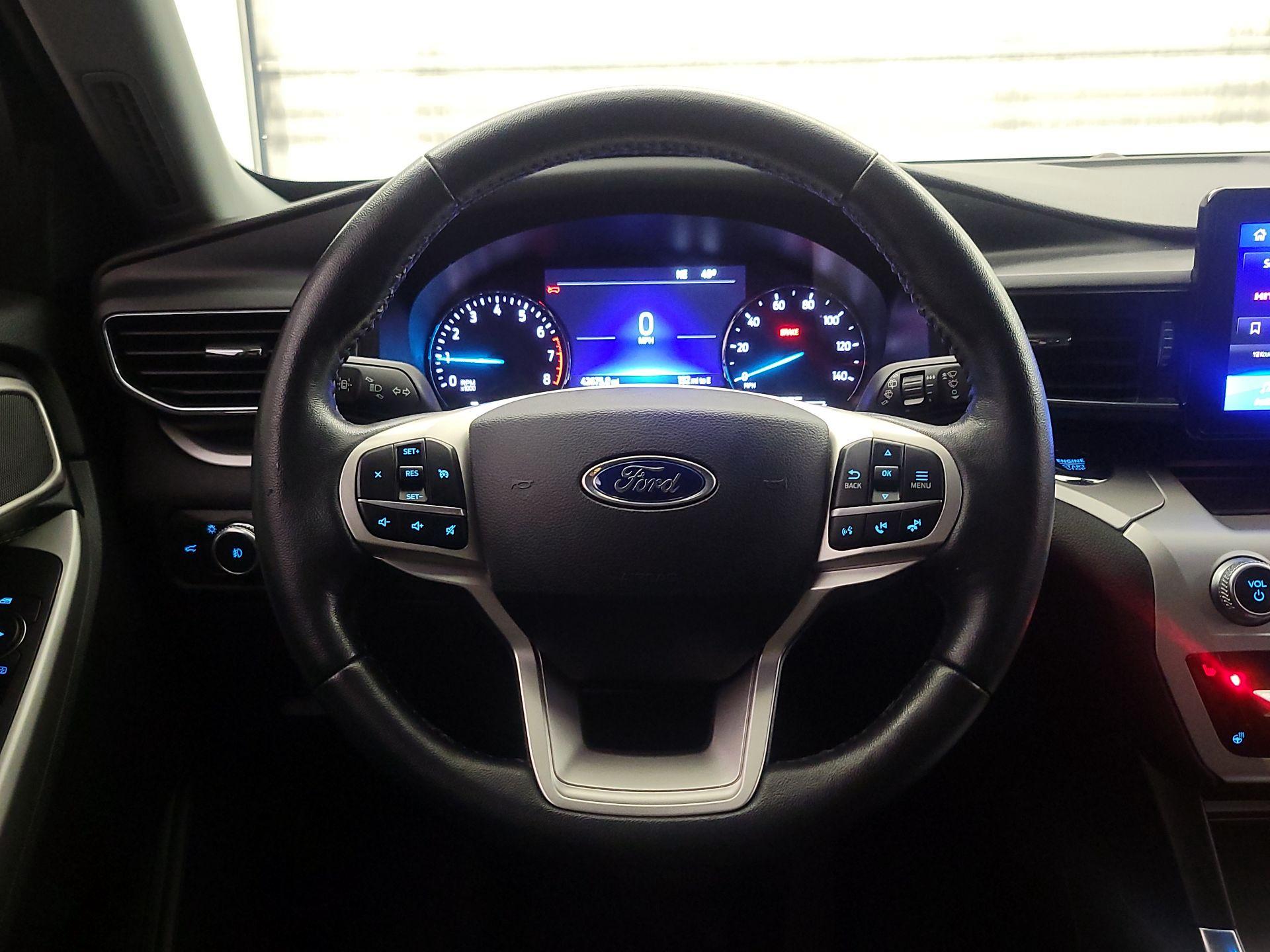 Thumbnail: 2022 Ford Explorer - 10