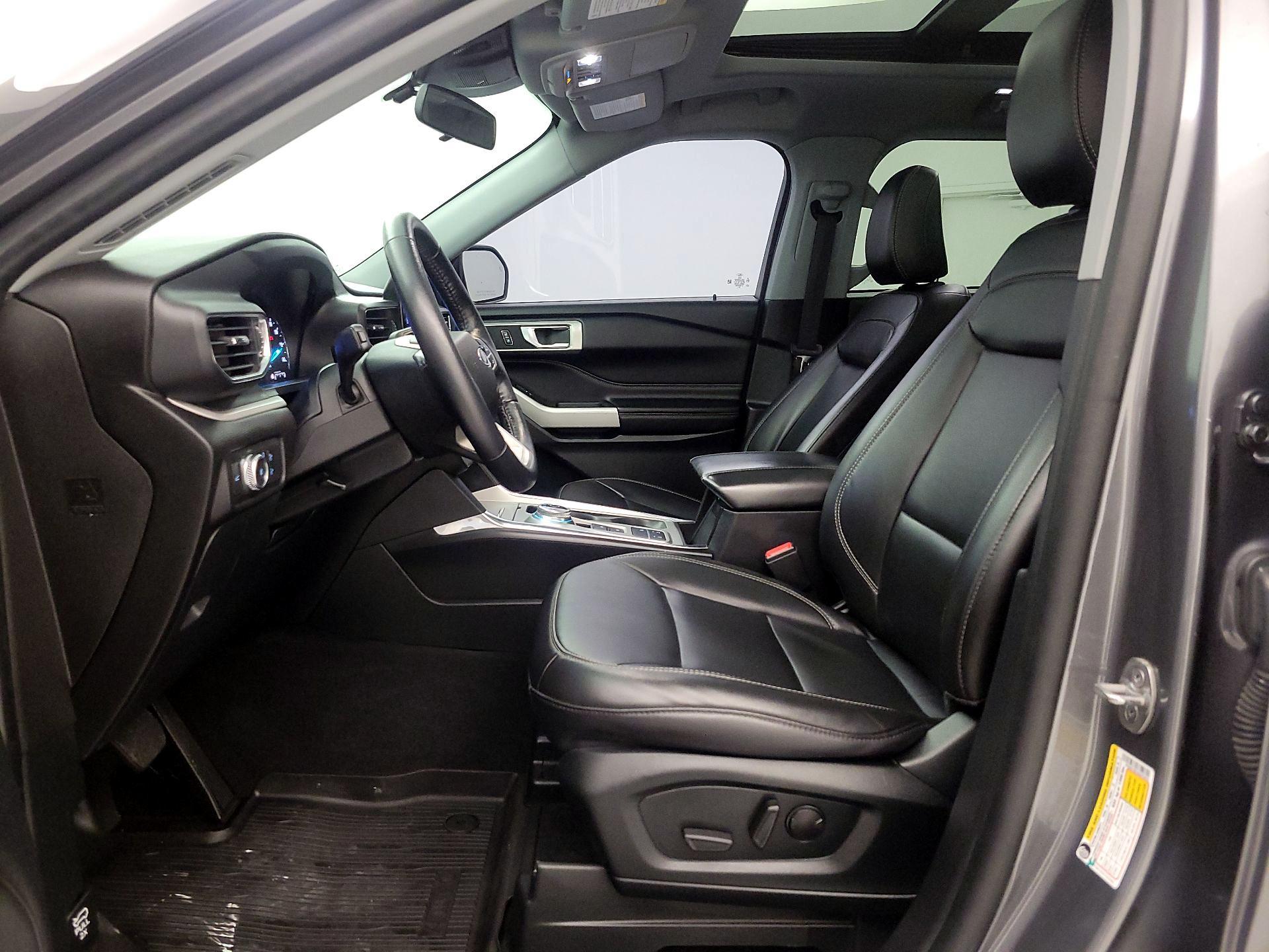 Thumbnail: 2022 Ford Explorer - 11