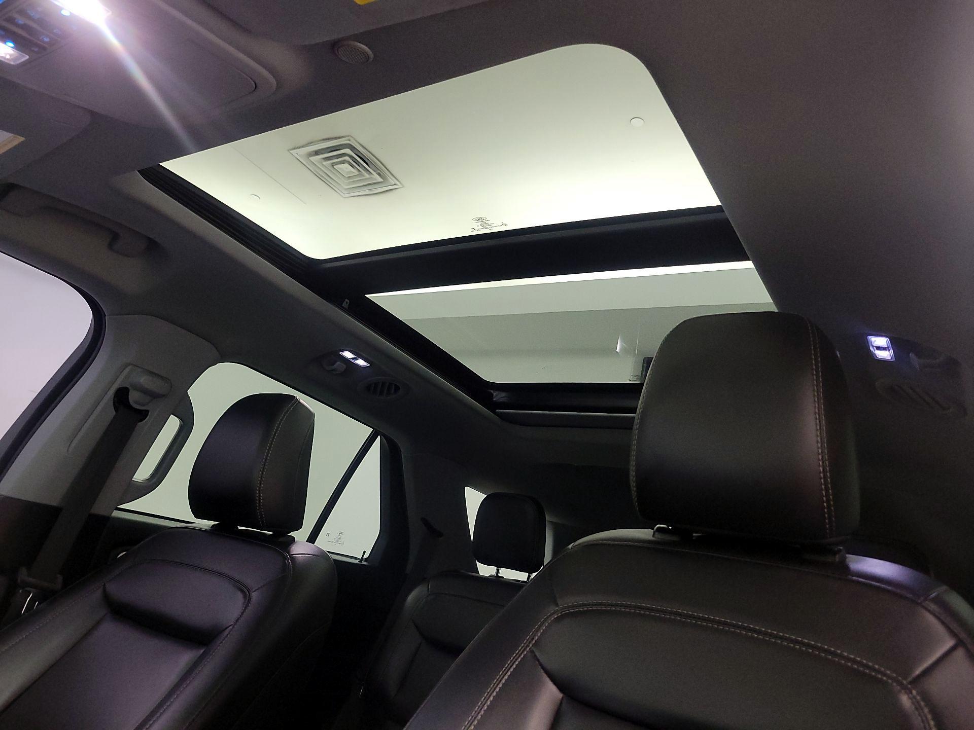 Thumbnail: 2022 Ford Explorer - 19