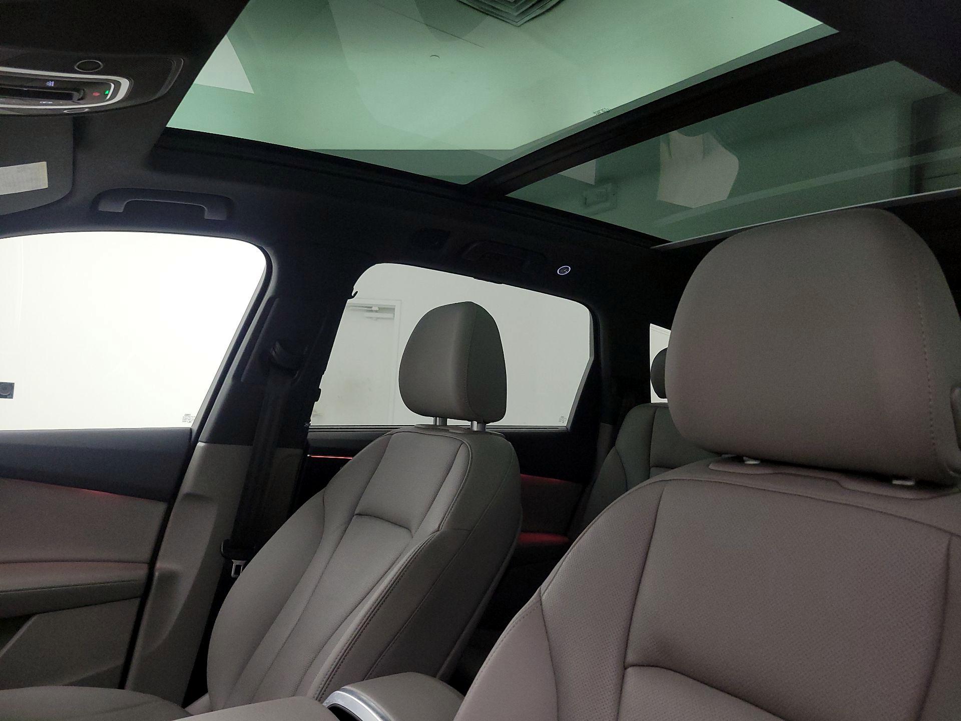 Thumbnail: 2022 Audi Q7 - 20