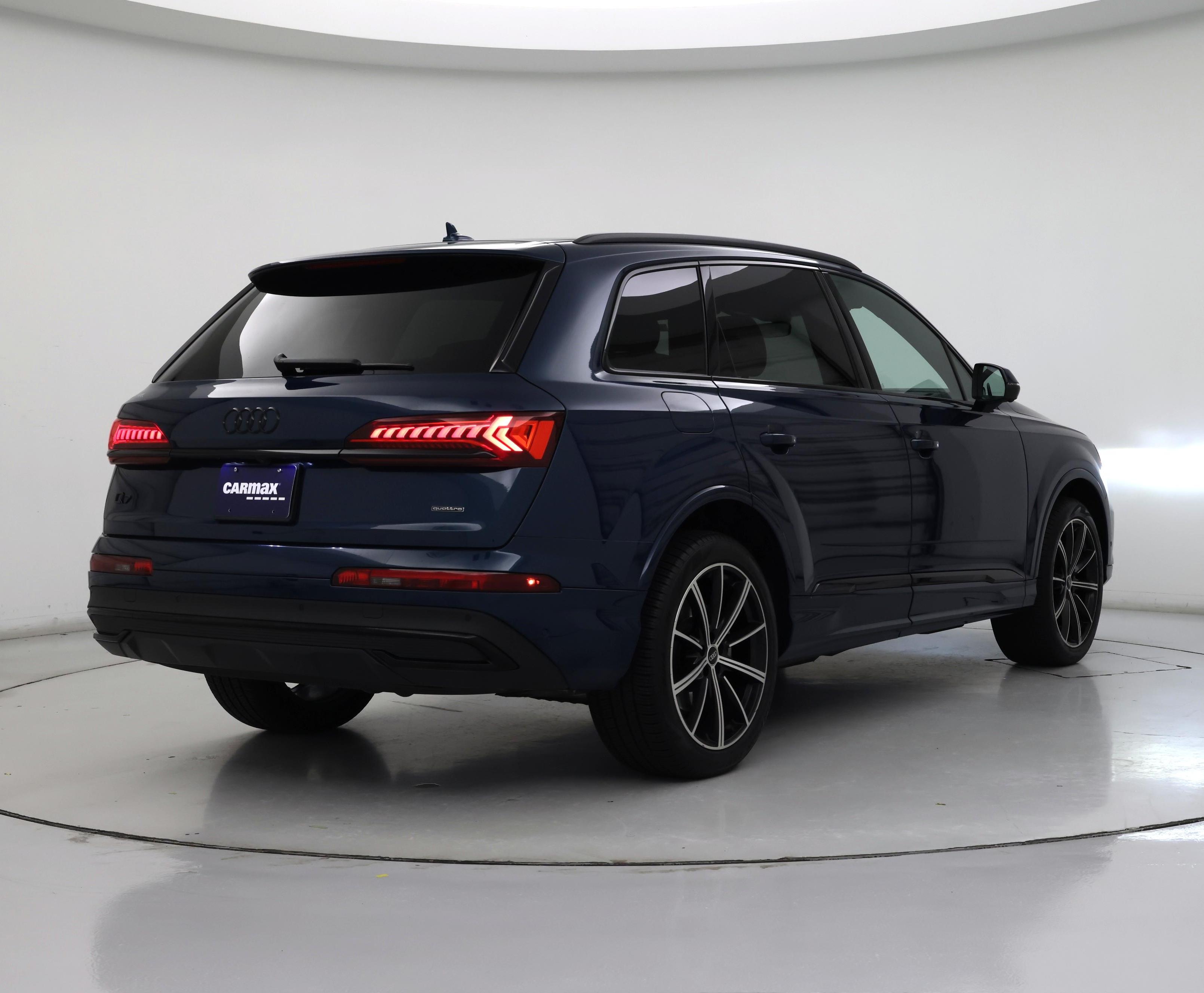Thumbnail: 2022 Audi Q7 - 8