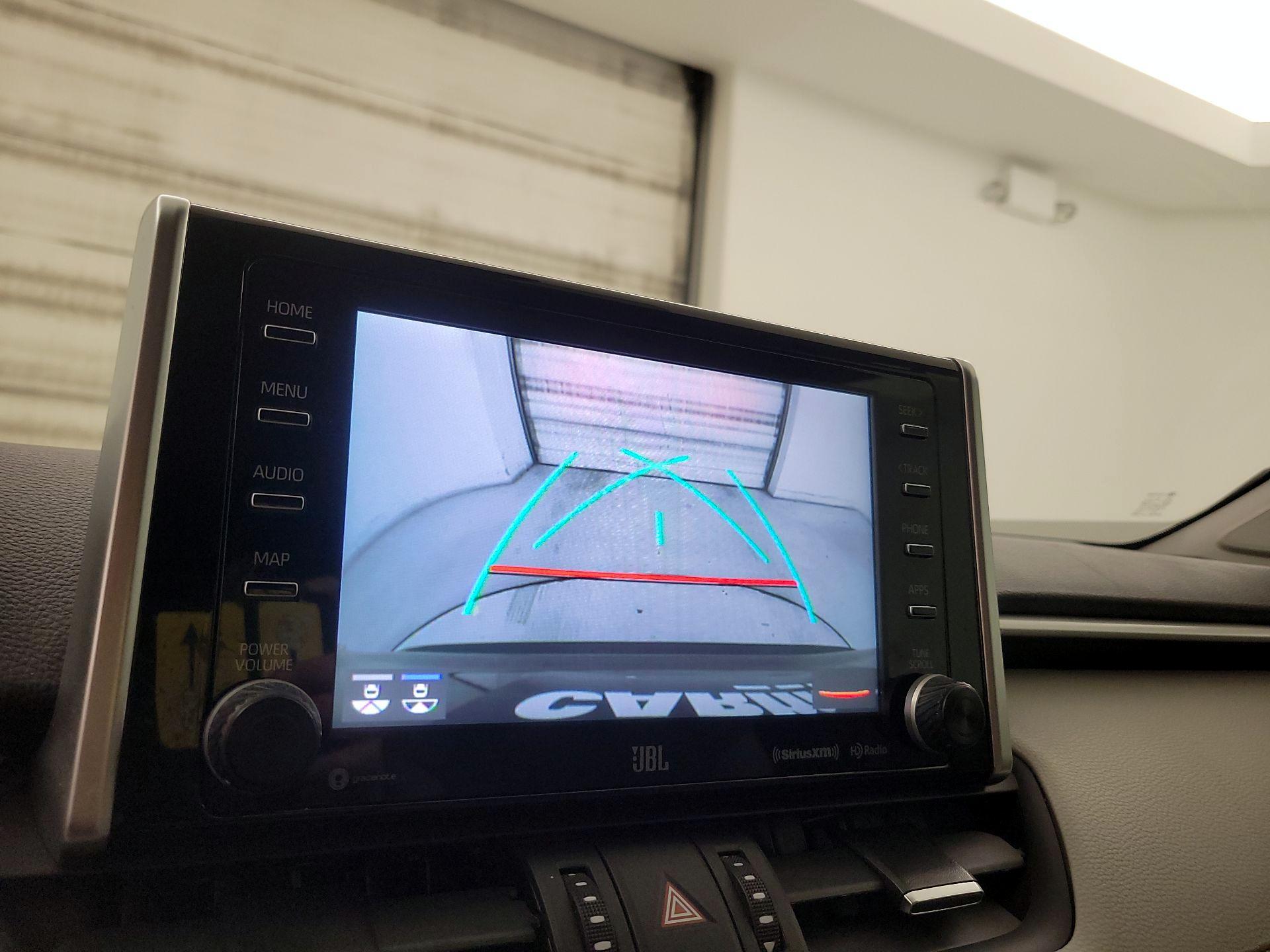 Thumbnail: 2020 Toyota RAV4 - 14