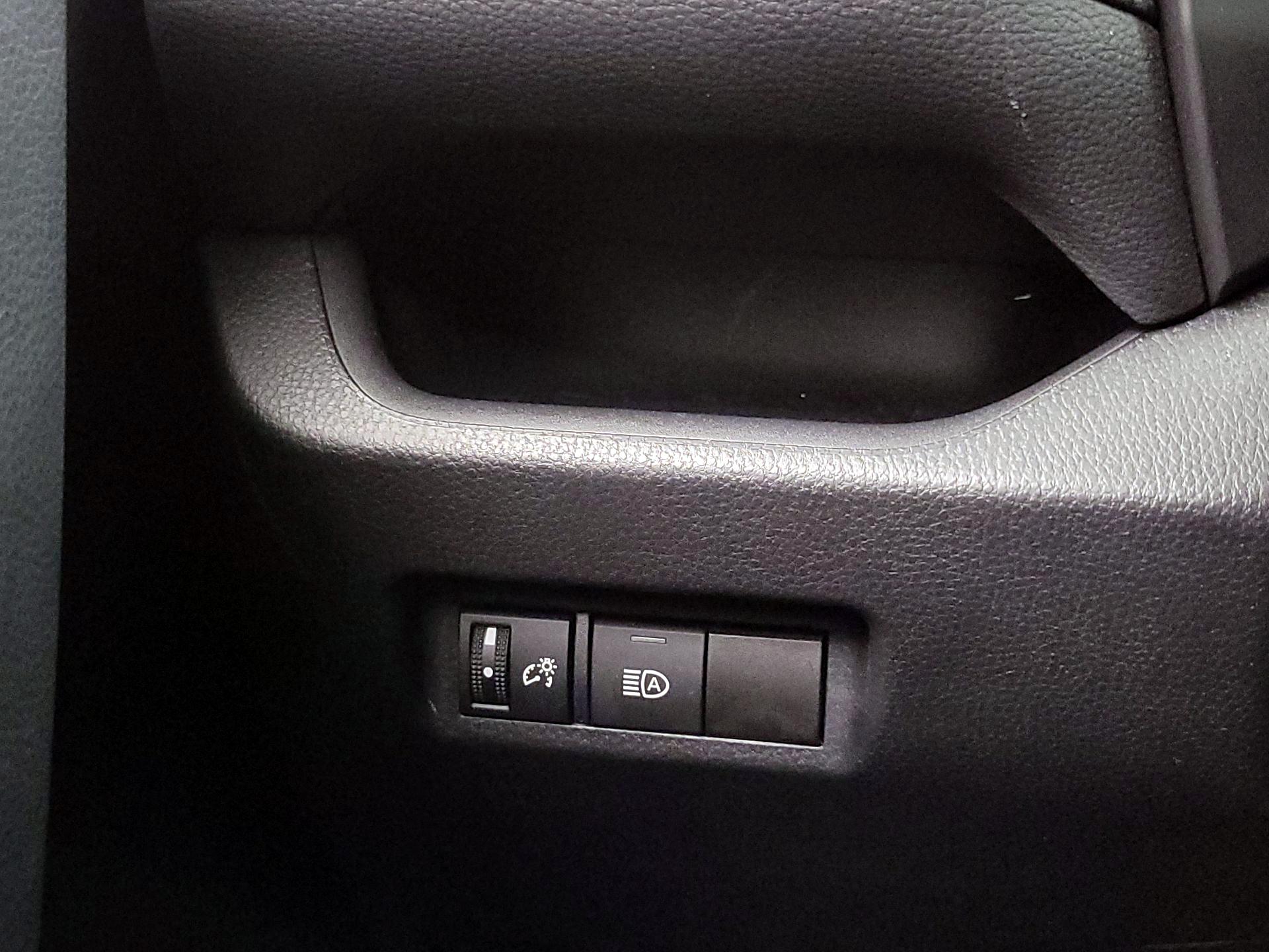 Thumbnail: 2025 Toyota RAV4 - 13