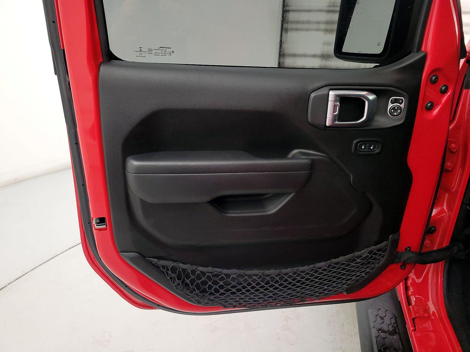 Thumbnail: 2022 Jeep Wrangler - 12