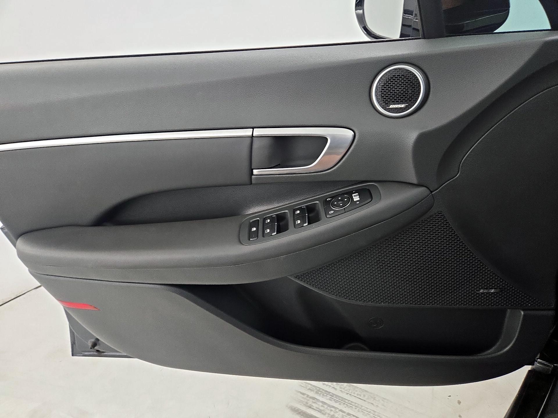 Thumbnail: 2023 Hyundai Sonata - 12