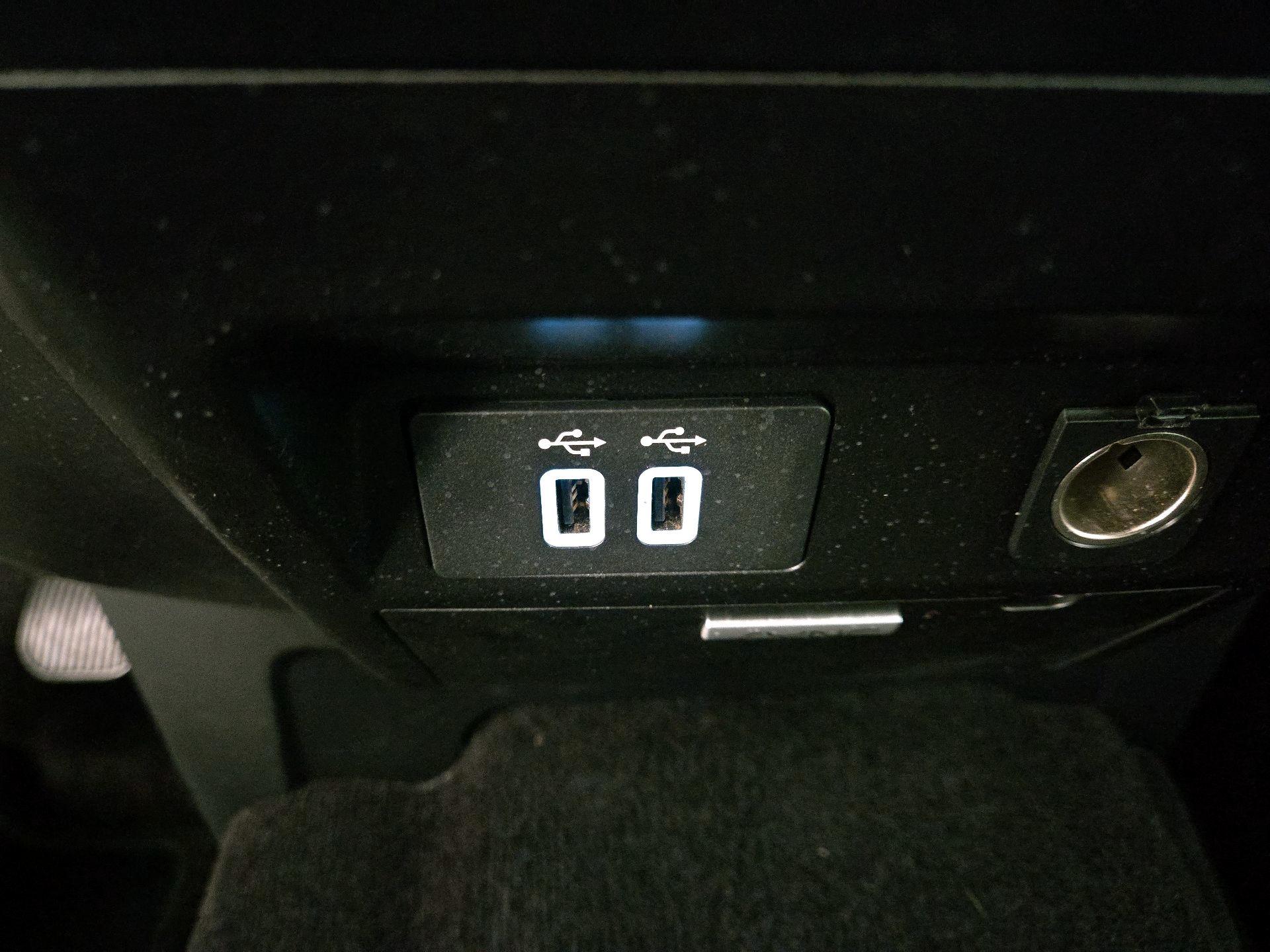 Thumbnail: 2016 Ford F-150 - 19