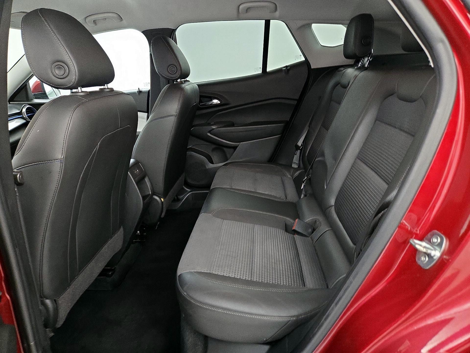 Thumbnail: 2024 Chevrolet Trax - 19