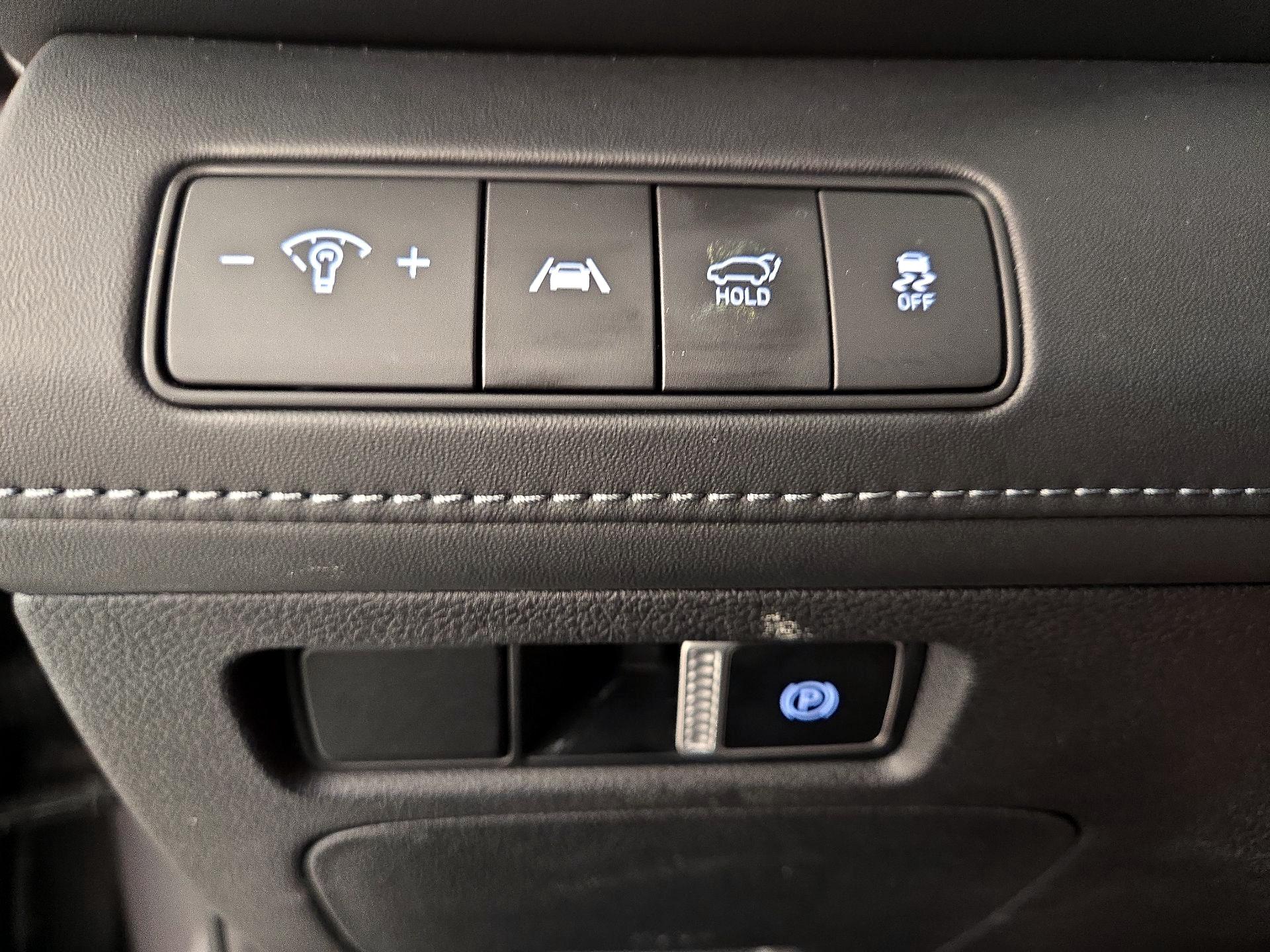 Thumbnail: 2021 Hyundai Santa Fe - 13