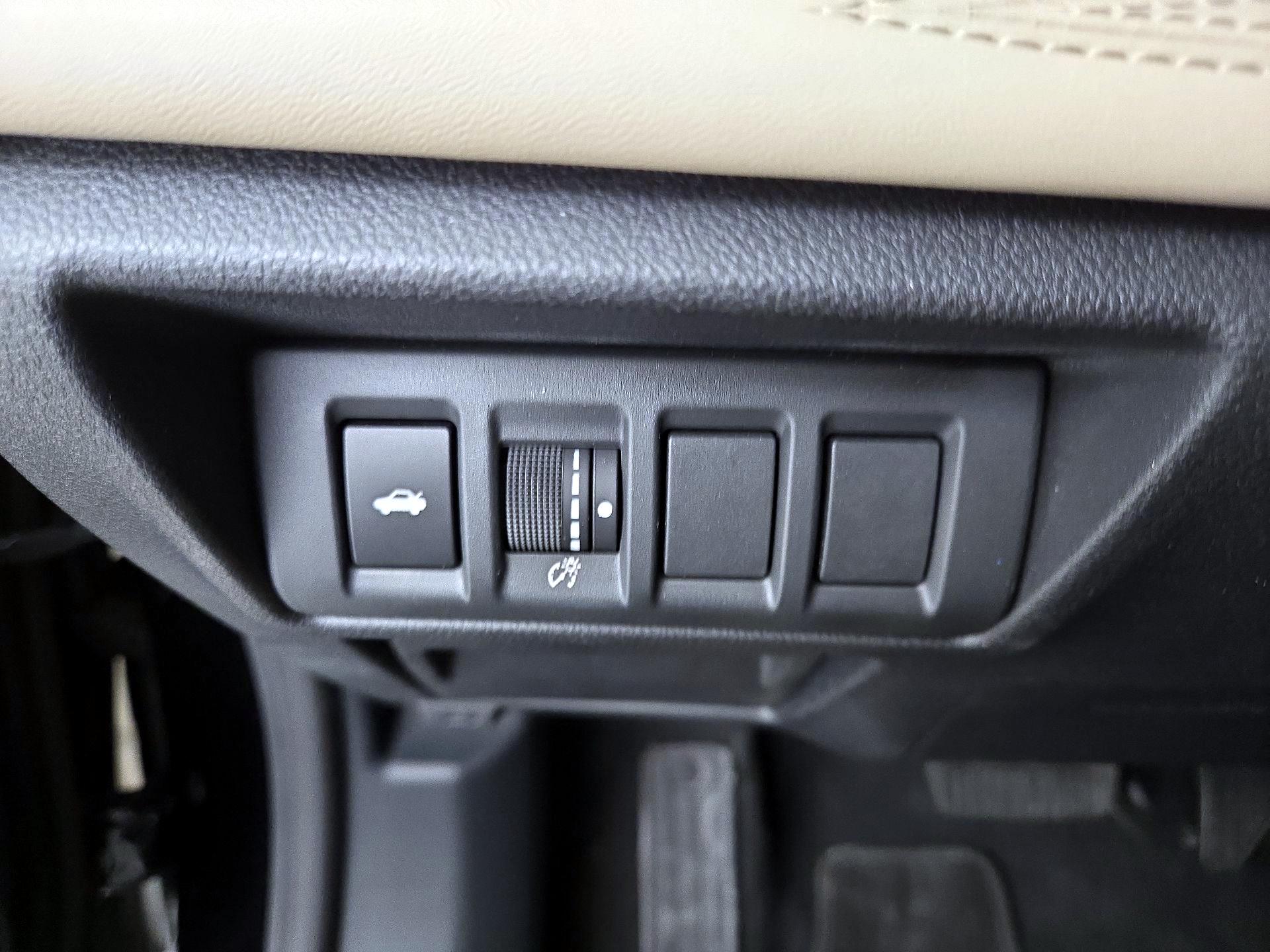 Thumbnail: 2020 Subaru Legacy - 13