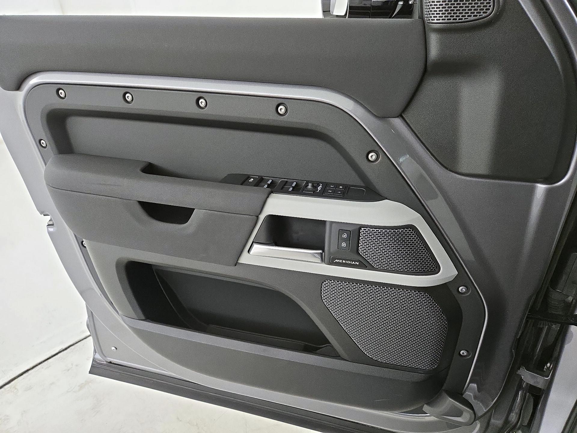 Thumbnail: 2023 Land Rover Defender - 12