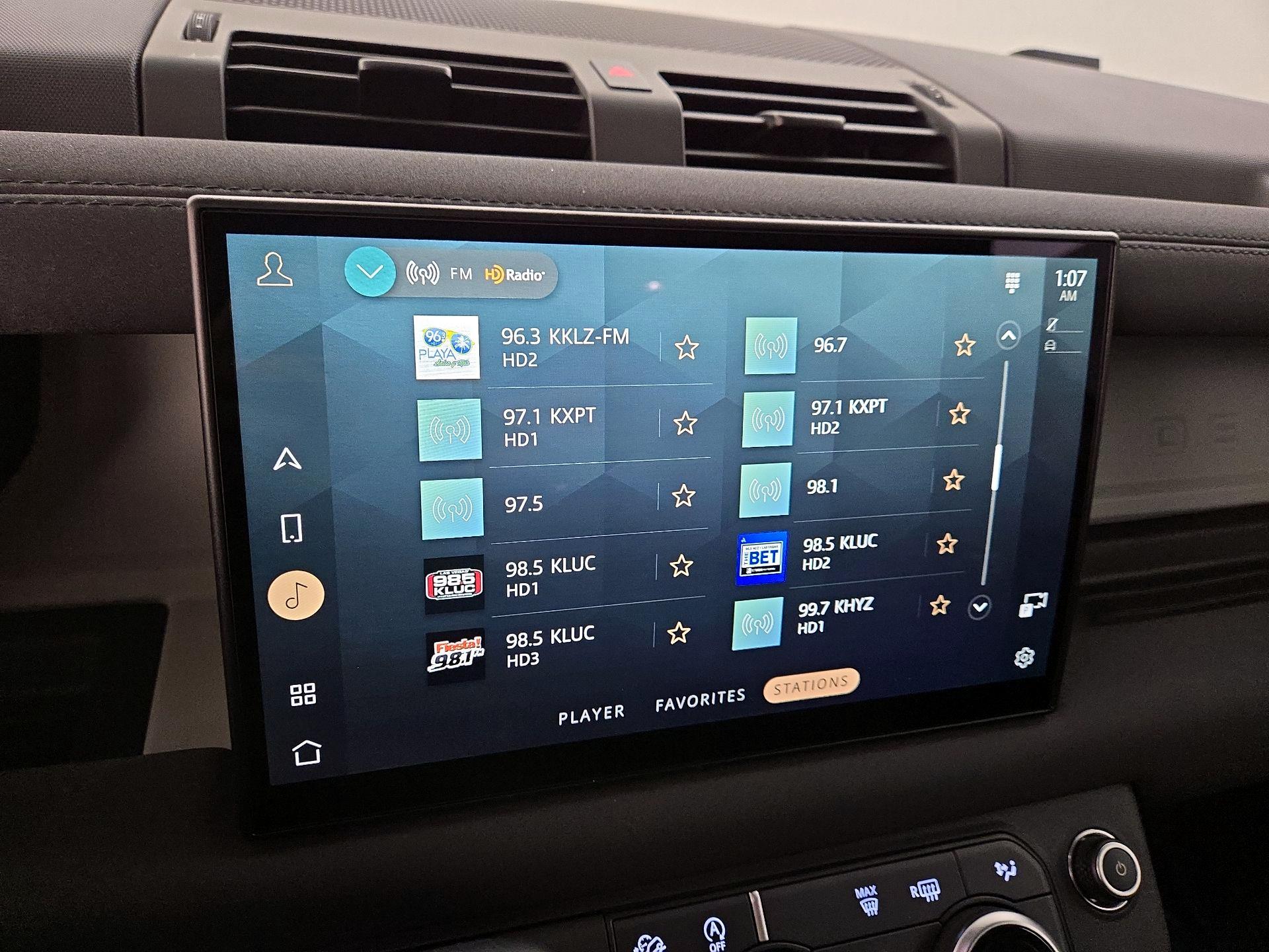 Thumbnail: 2023 Land Rover Defender - 16