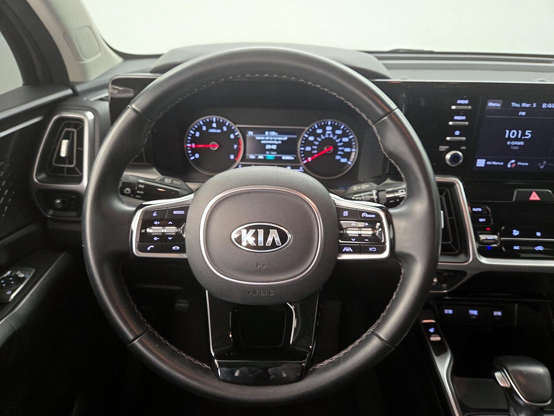 Thumbnail: 2021 Kia Sorento - 10