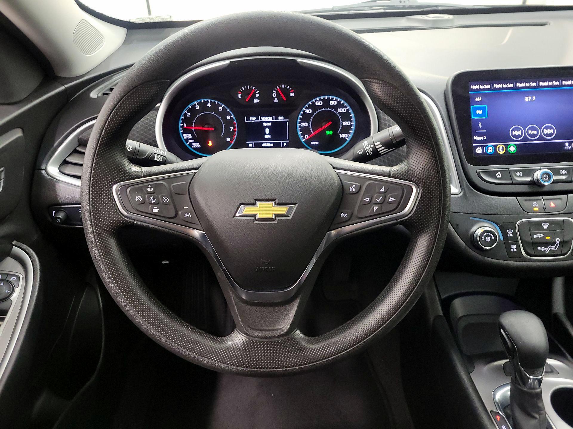 Thumbnail: 2024 Chevrolet Malibu - 10