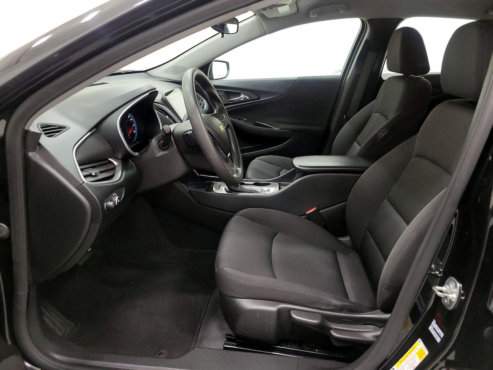 2024 Chevrolet Malibu 1LS - Photo 12