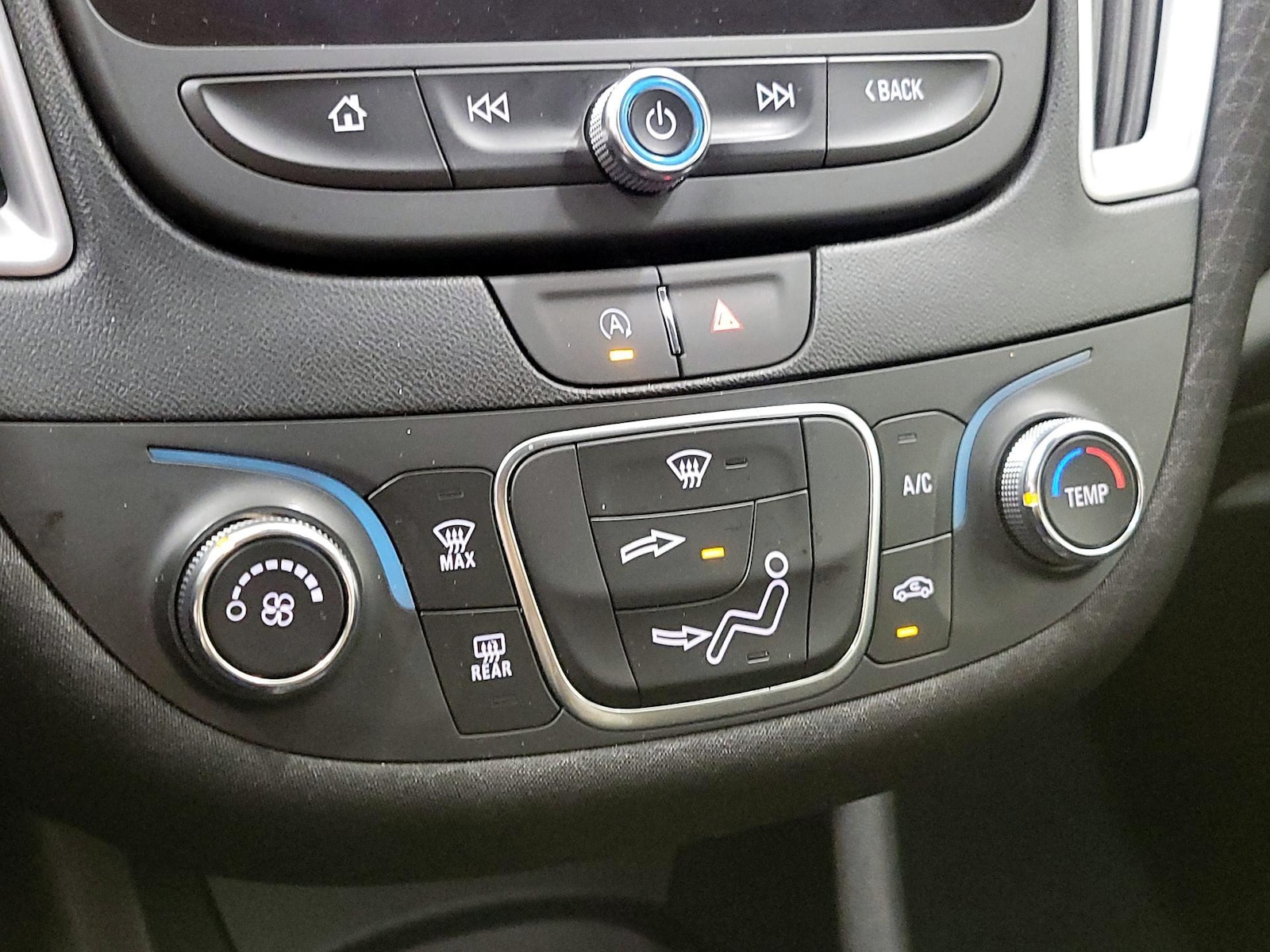 2024 Chevrolet Malibu 1LS - Photo 17